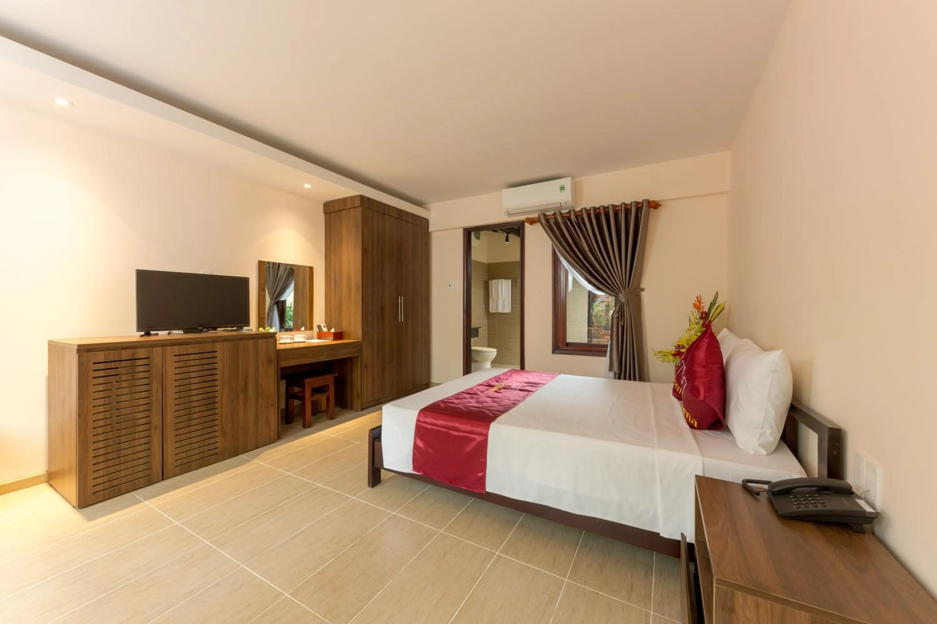 Bedroom, Bed in La Paloma Resort