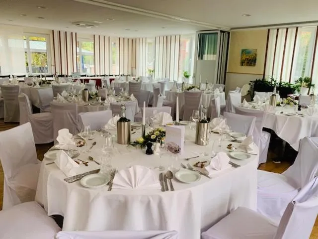 Restaurant/places to eat in "Wendezeller Stuben" Weymann Gastronomiebetriebs GmbH