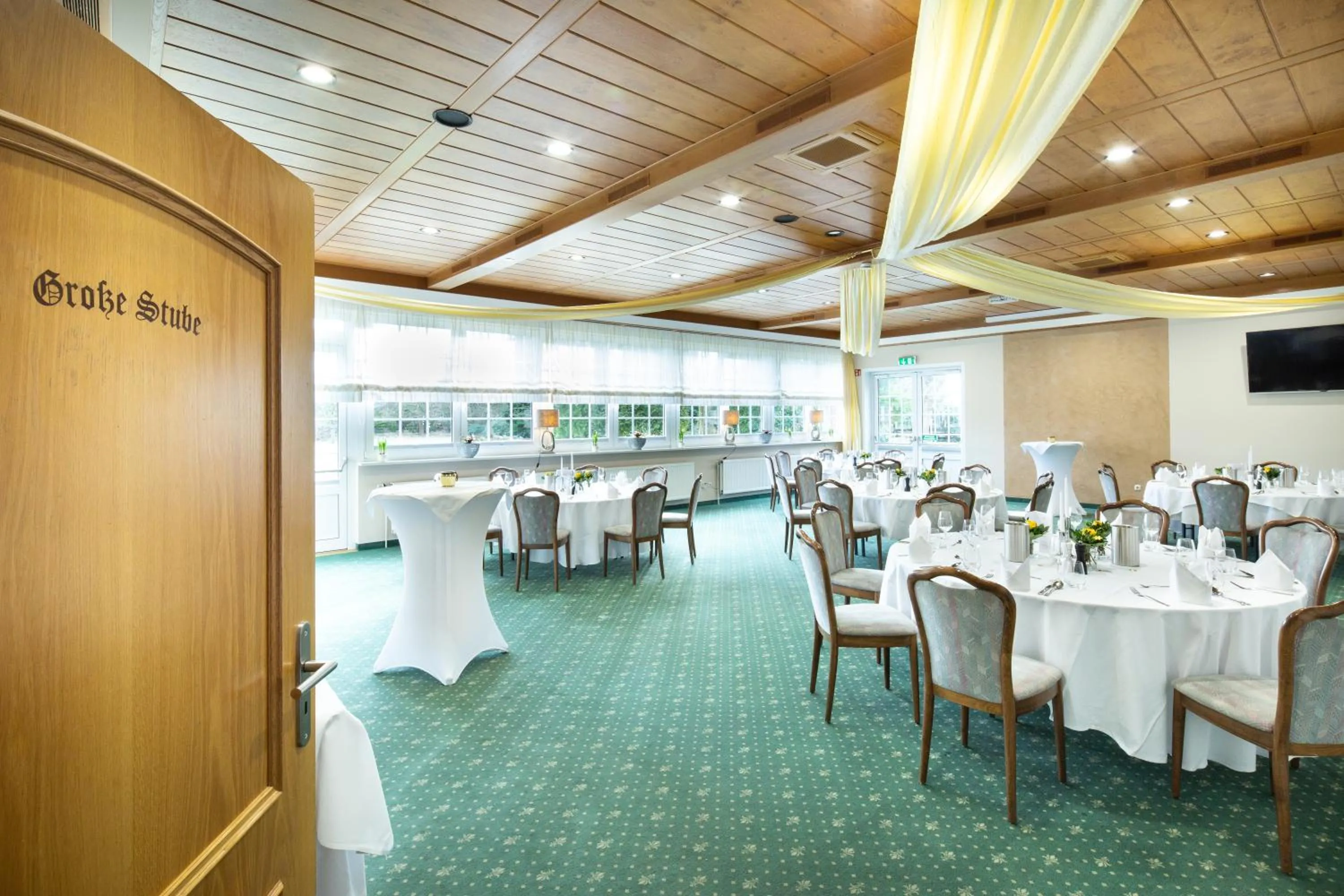 Restaurant/places to eat in "Wendezeller Stuben" Weymann Gastronomiebetriebs GmbH