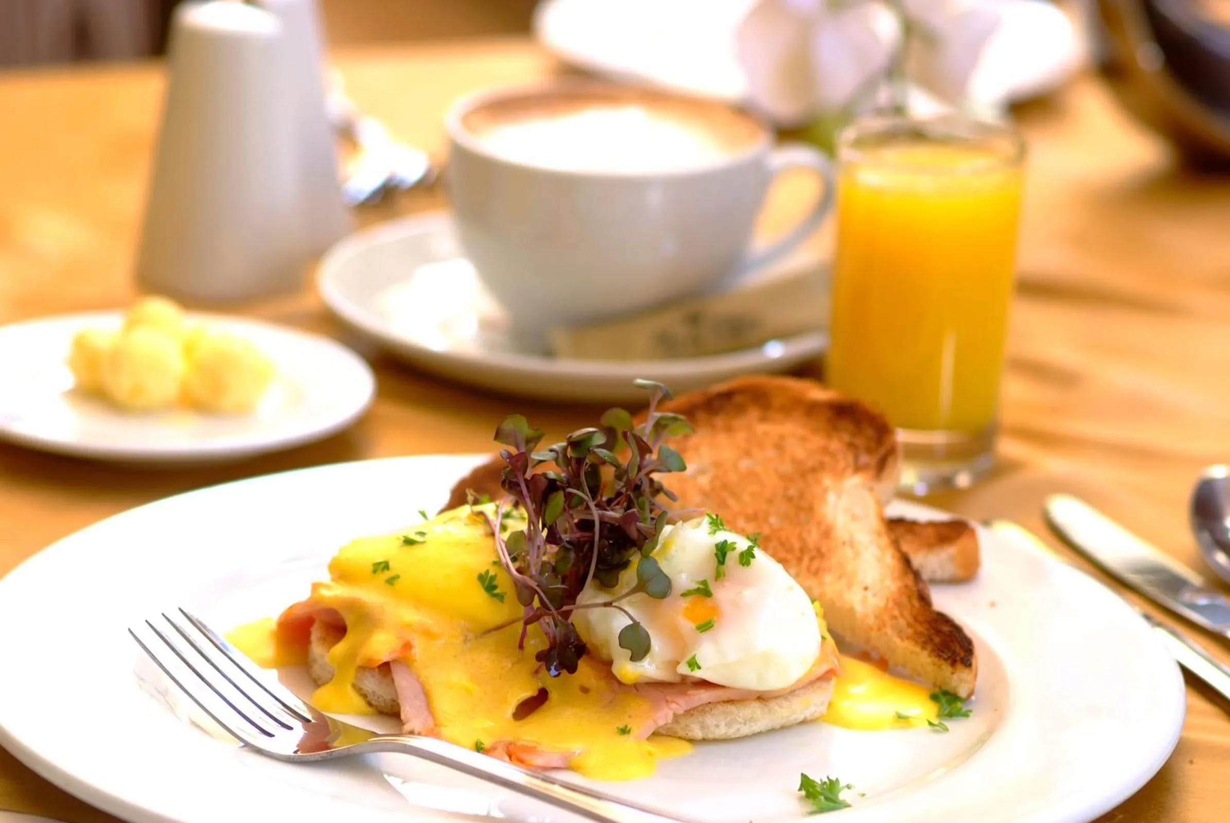 Restaurant/places to eat in Royal Palm Hotel