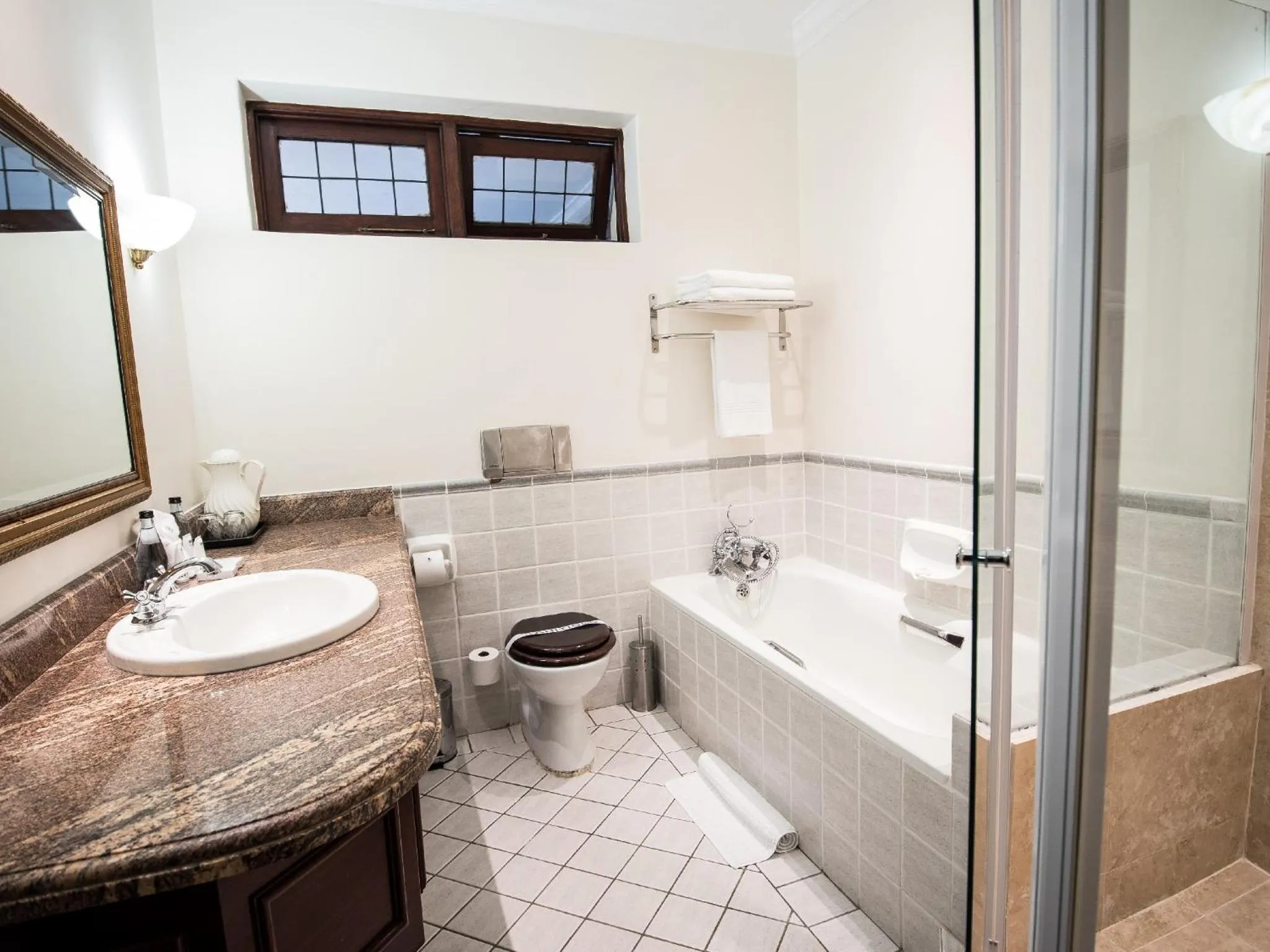 Shower in Selborne Golf Estate, Hotel & Spa