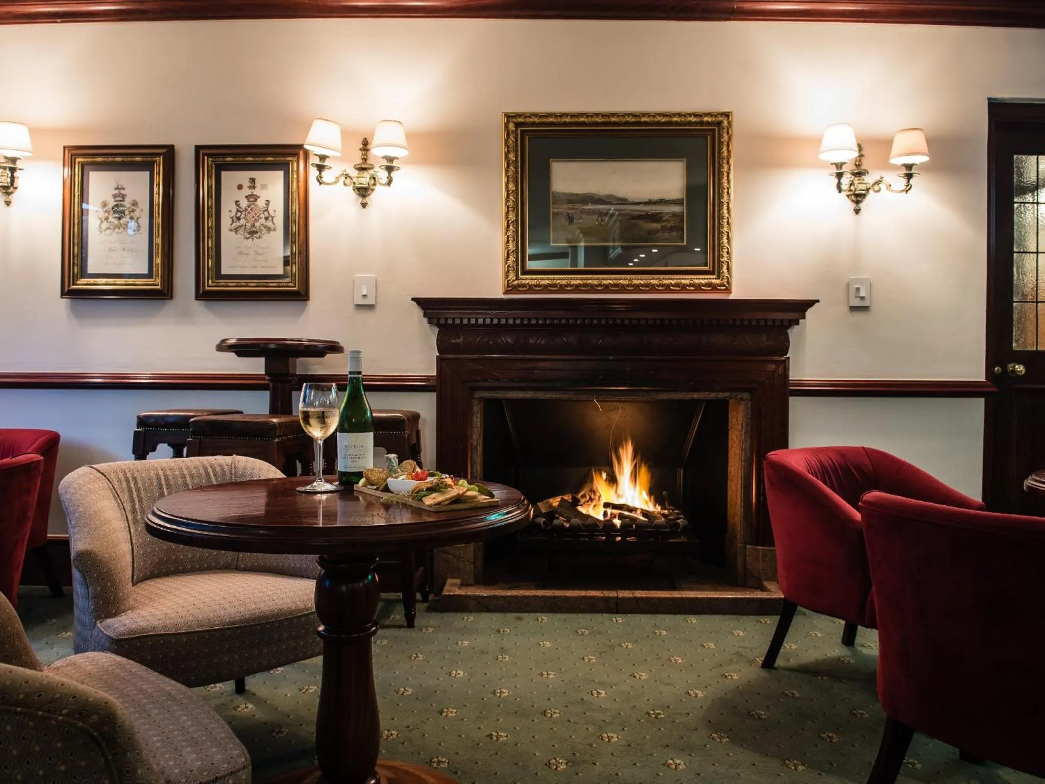 Lounge or bar in Selborne Golf Estate, Hotel & Spa