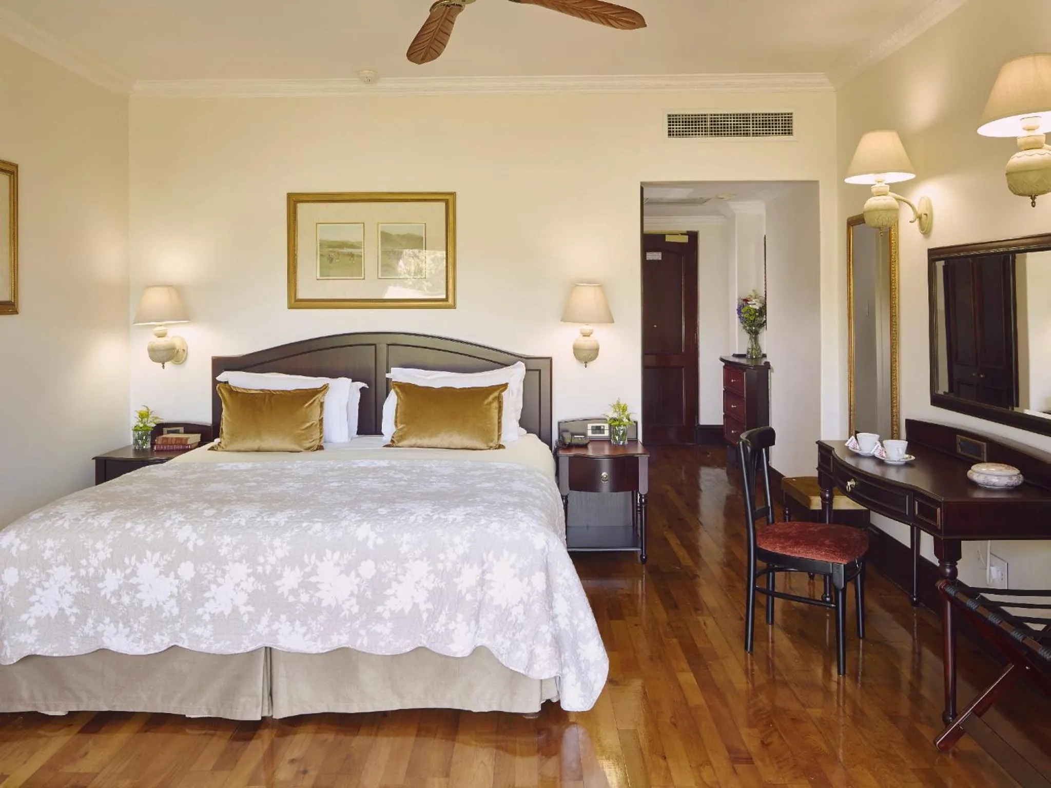 Bed in Selborne Golf Estate, Hotel & Spa