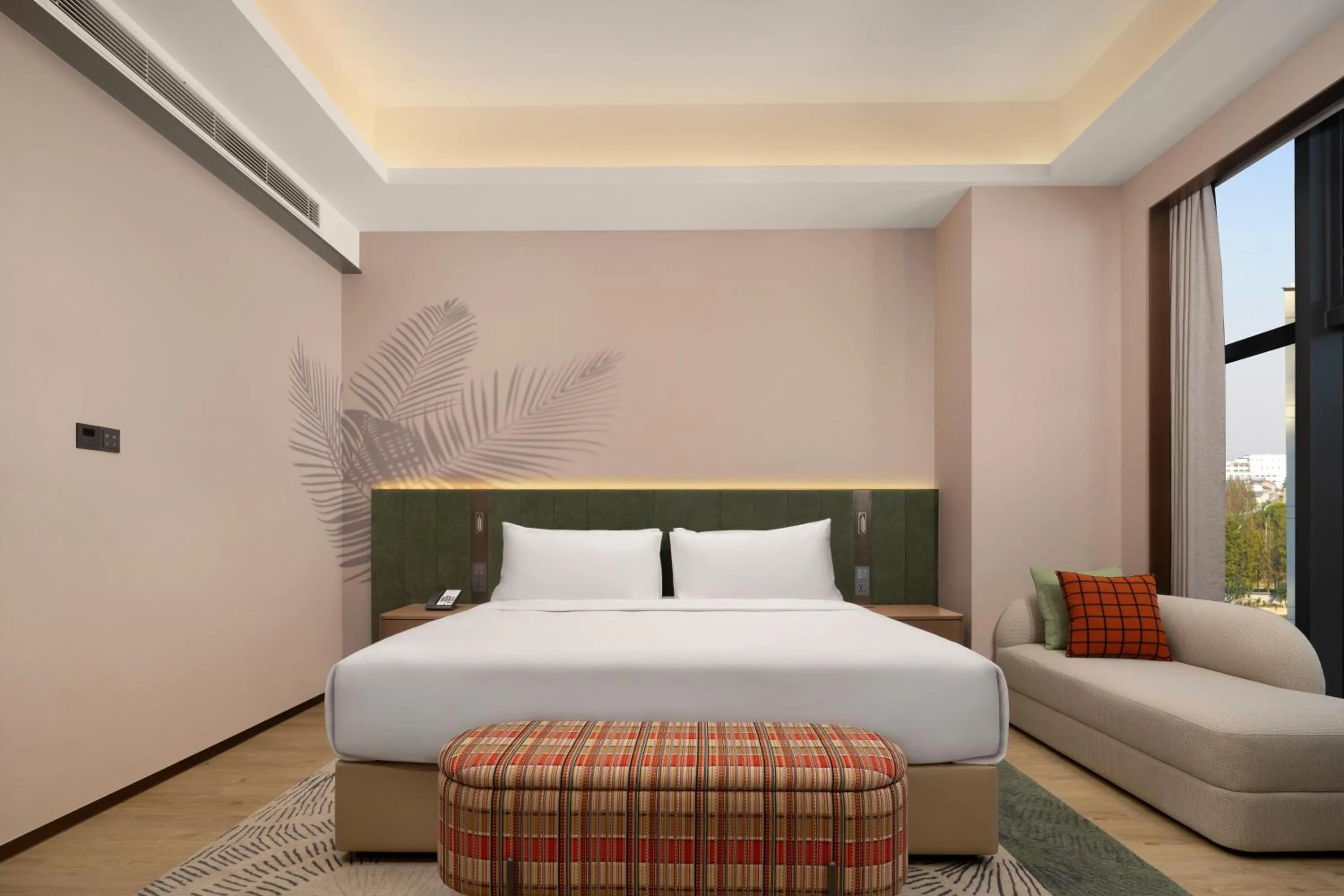 Living room, Bed in Hilton Garden Inn Shaoxing Yuecheng South