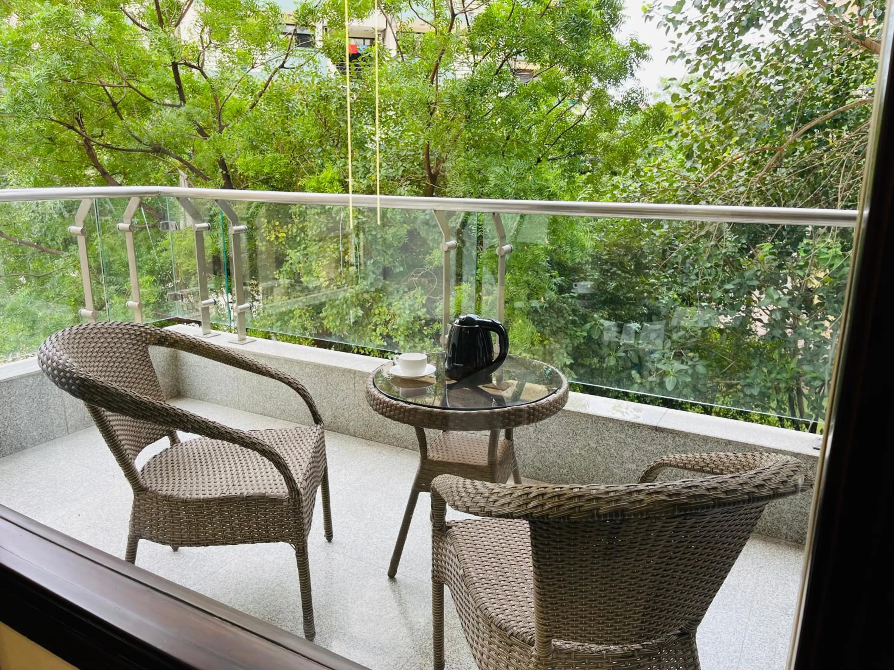 Balcony/Terrace in Gazebo Inn & Suites Medanta