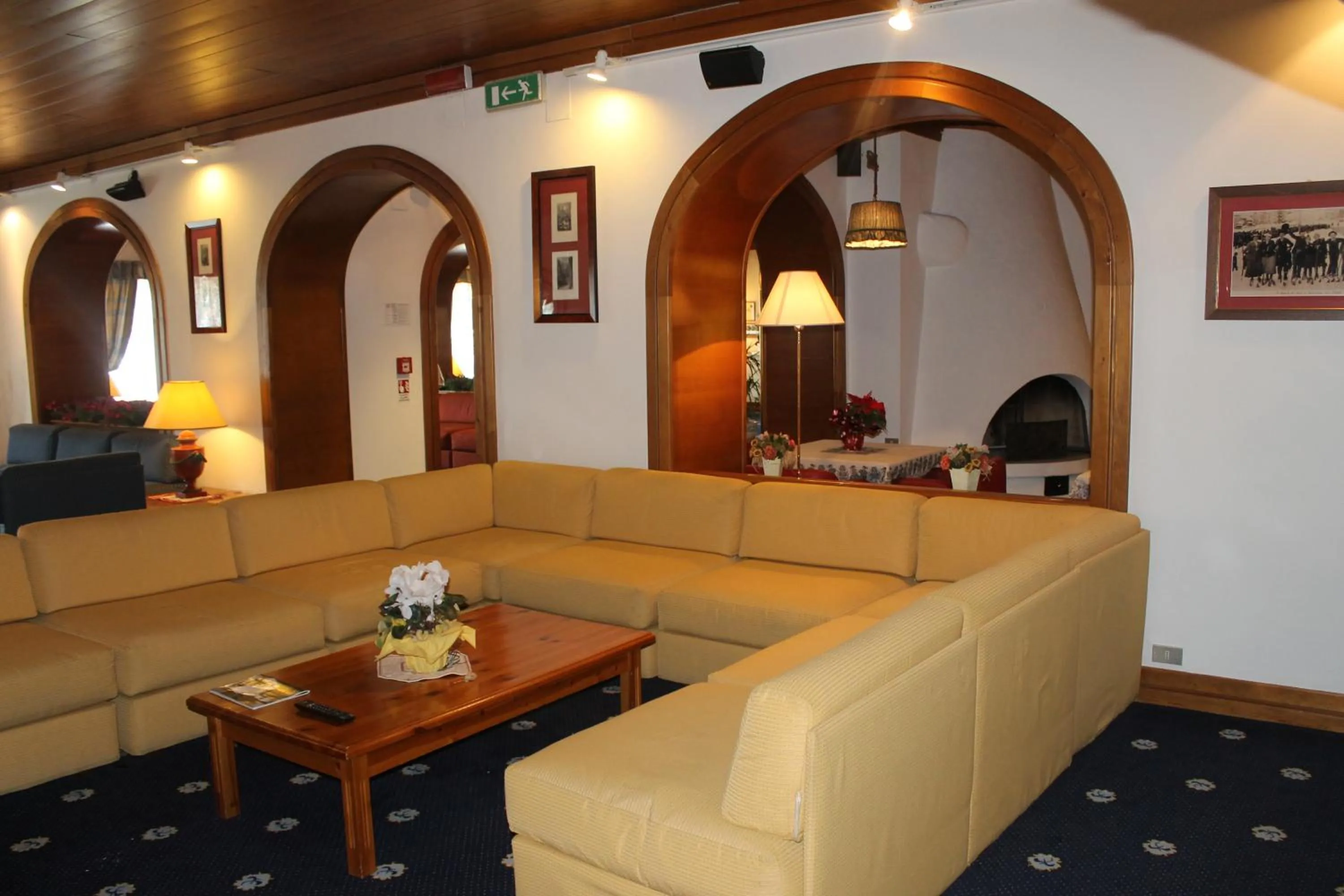 Lobby or reception in Hotel Majoni