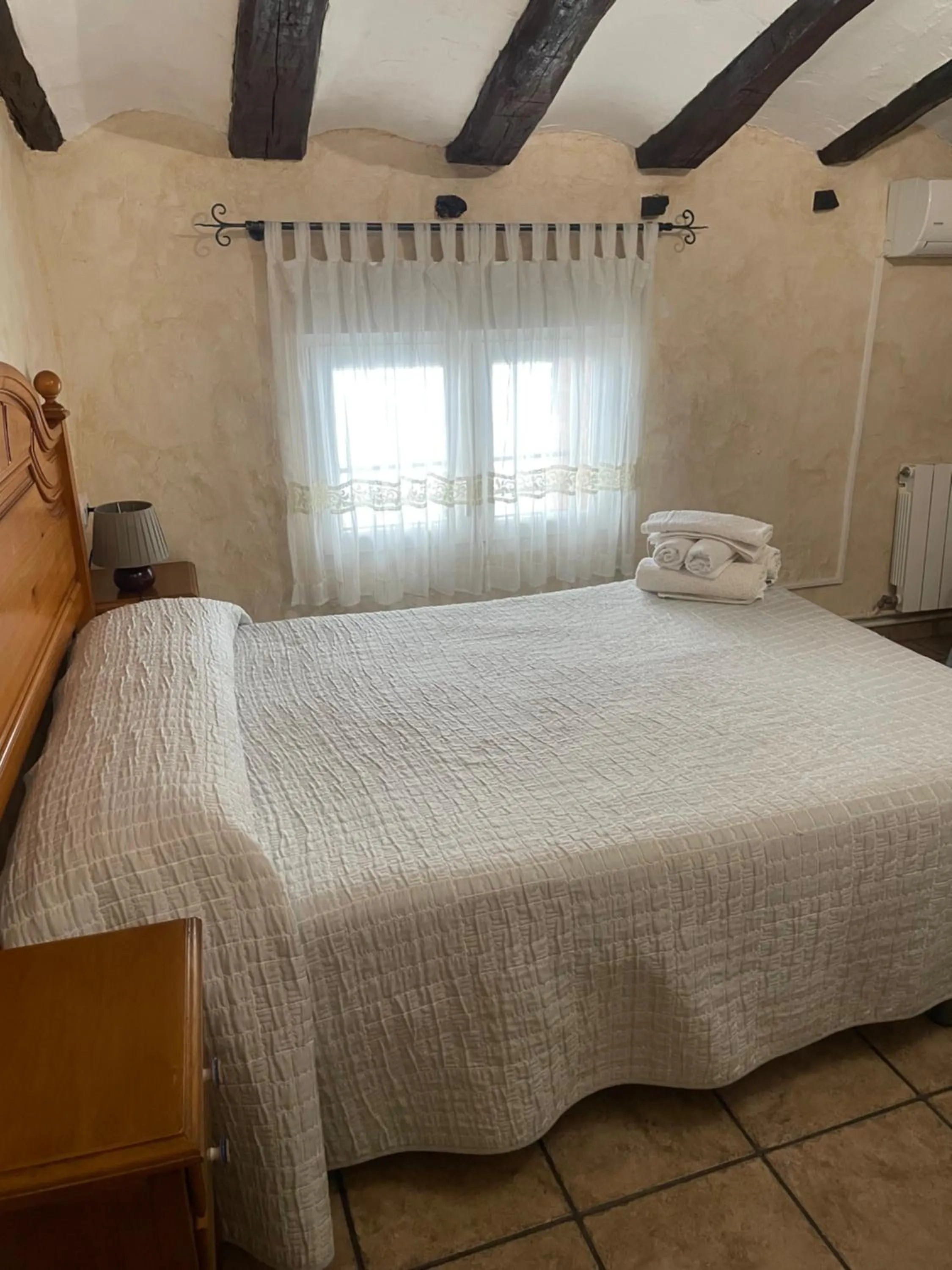 Bed in Casa Rural "La Bardena Blanca I "