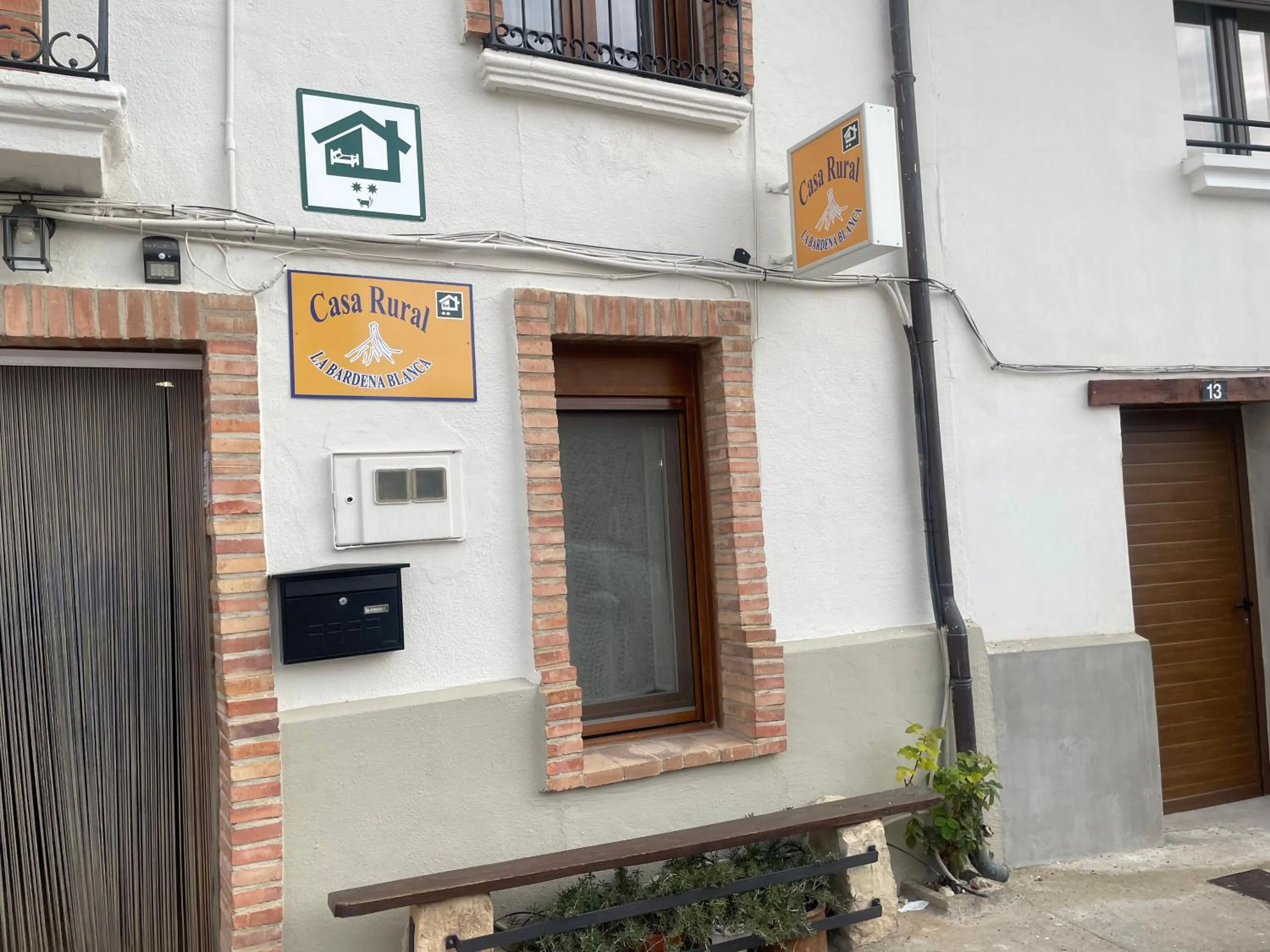 Property building in Casa Rural "La Bardena Blanca I "