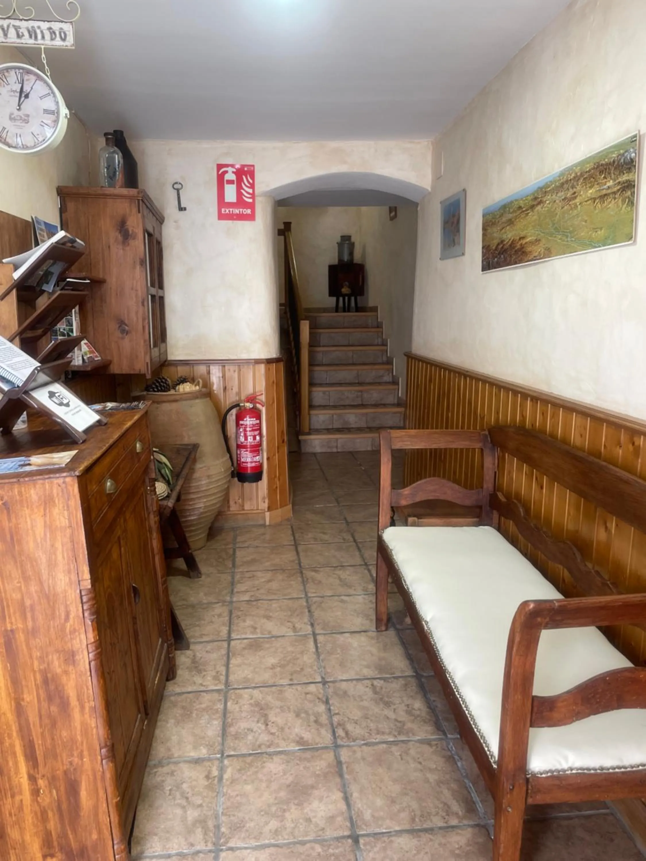 Lobby or reception in Casa Rural "La Bardena Blanca I "