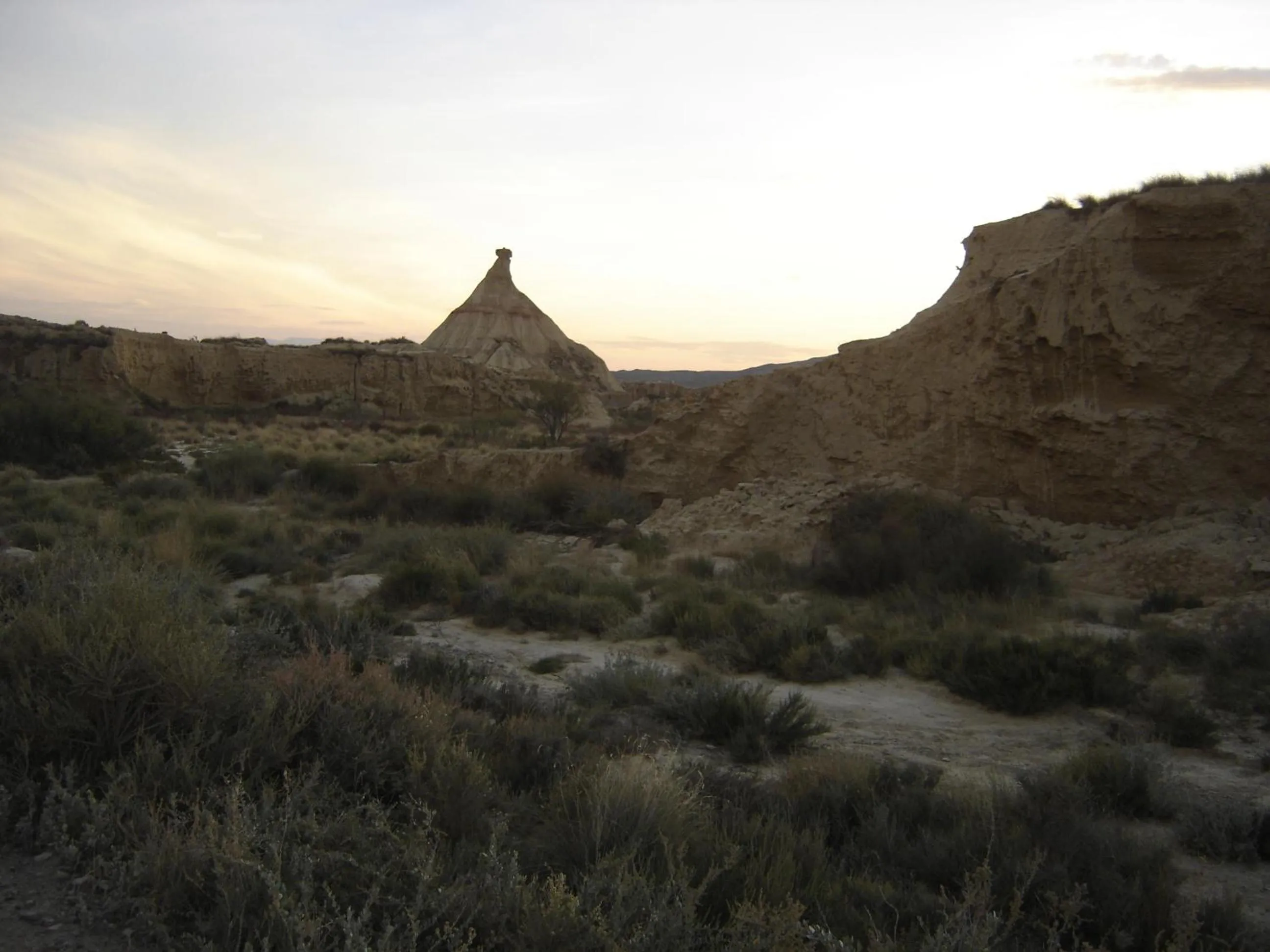 Sunrise in Casa Rural "La Bardena Blanca I "