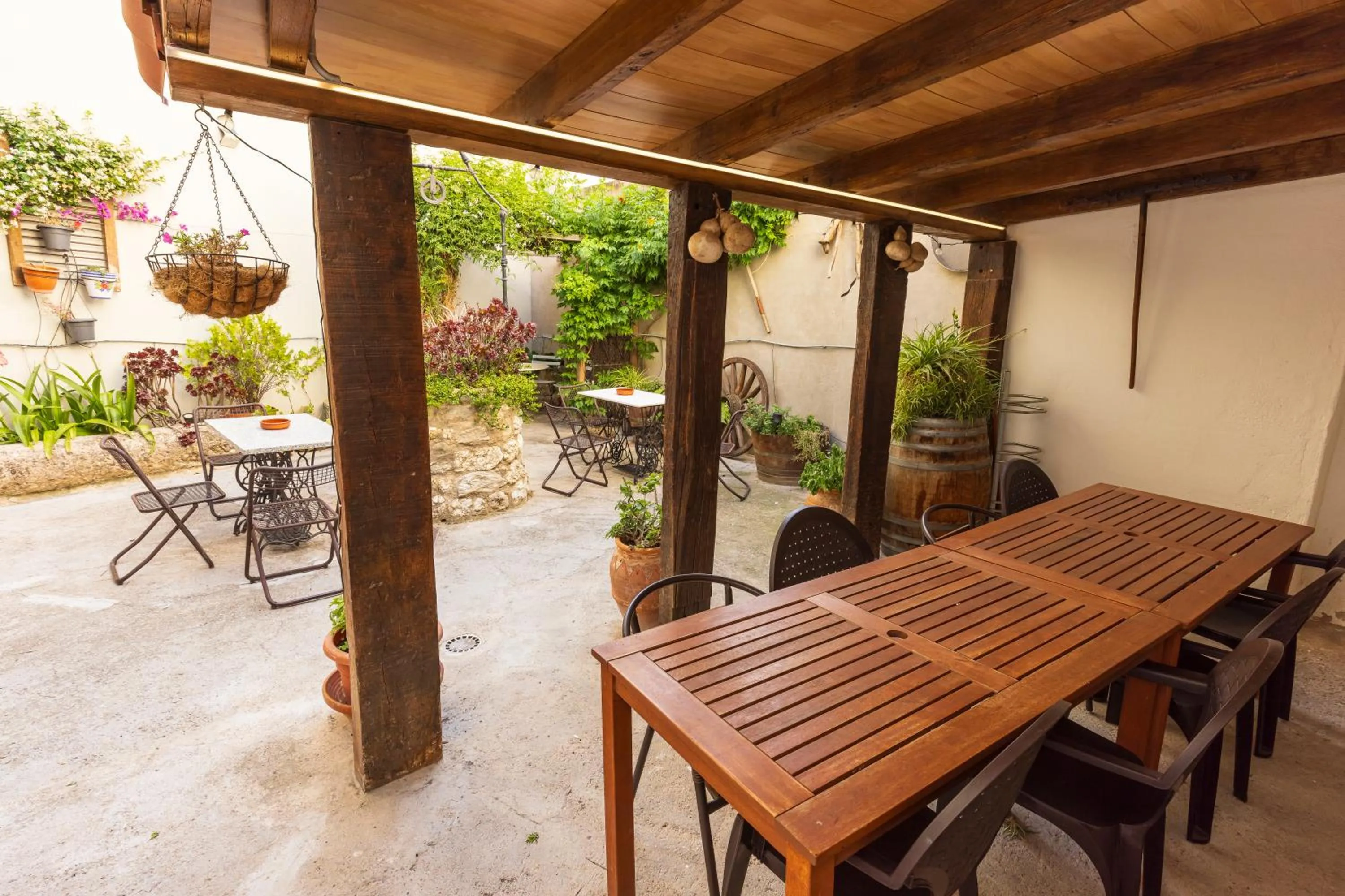 Garden in Casa Rural "La Bardena Blanca I "