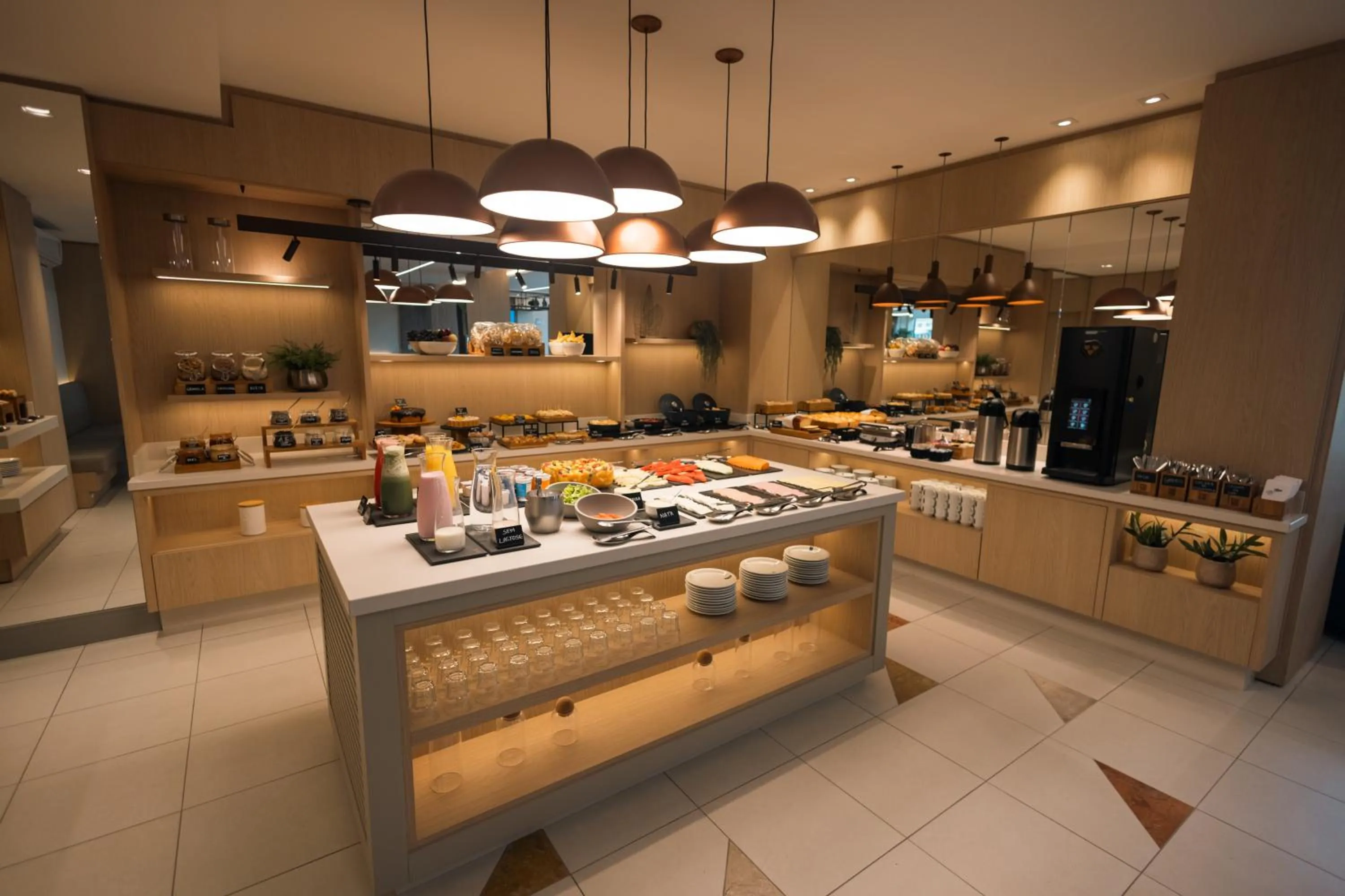 Breakfast in Art Hotel