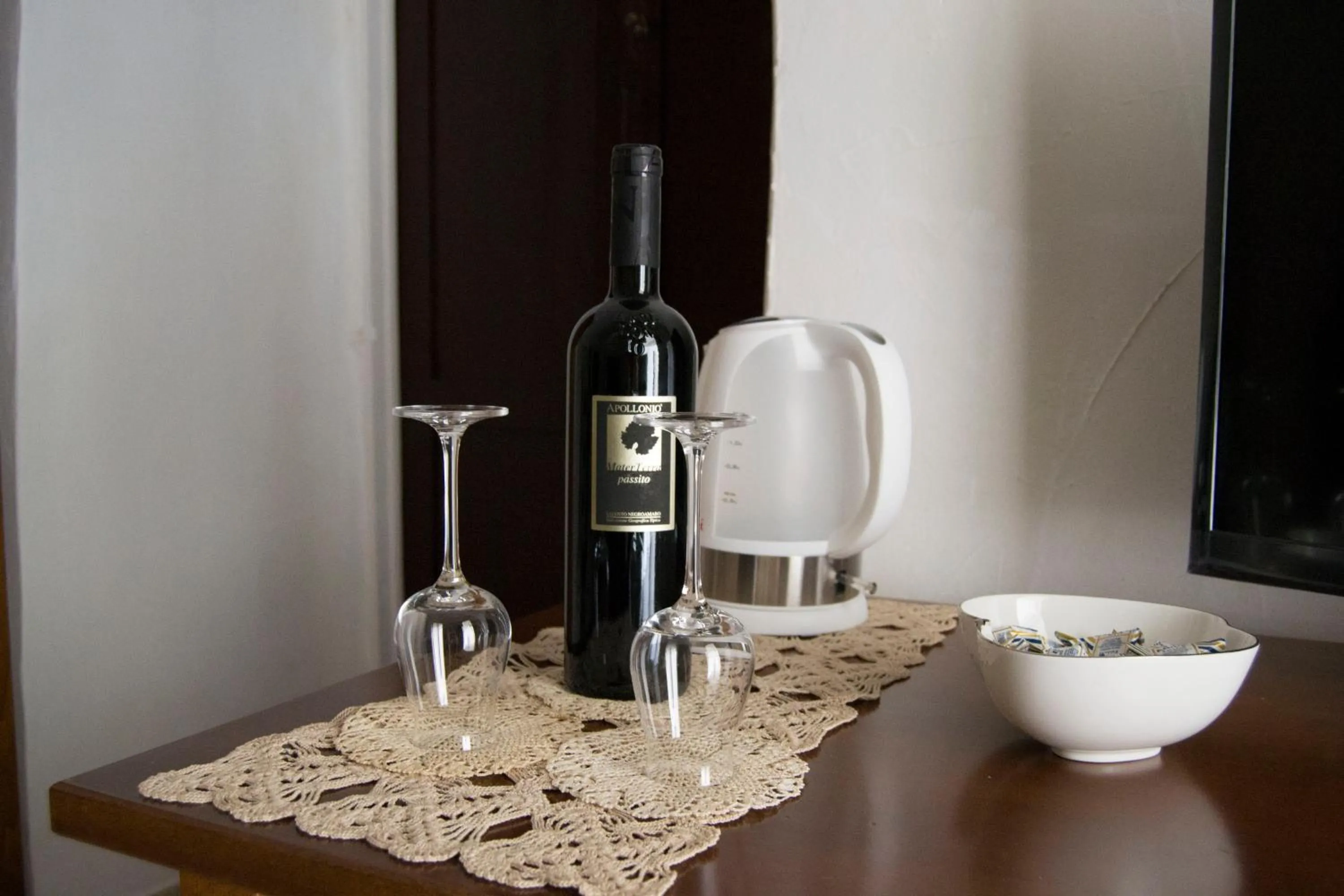 Decorative detail in 100 Craste