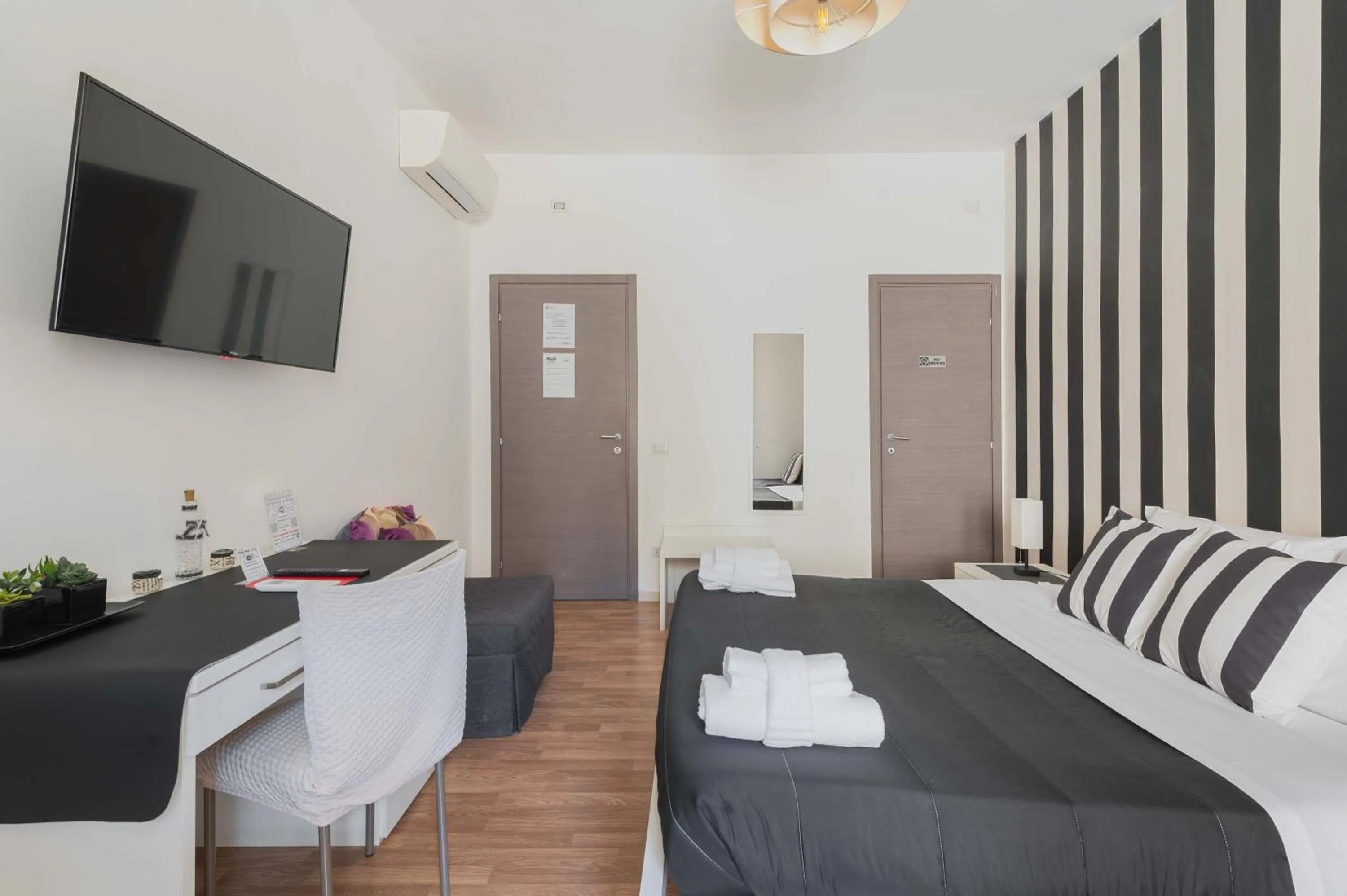 Bed in Rione Monti Suites