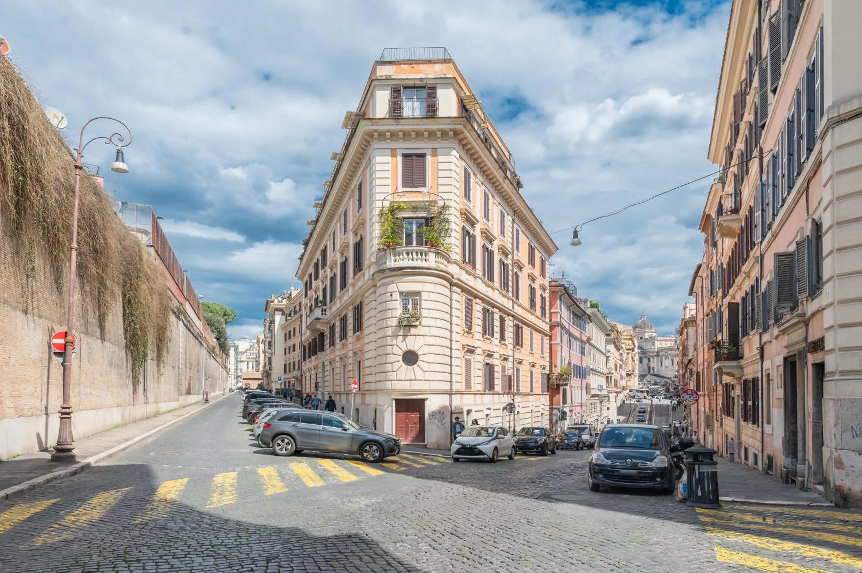 Property building in Rione Monti Suites