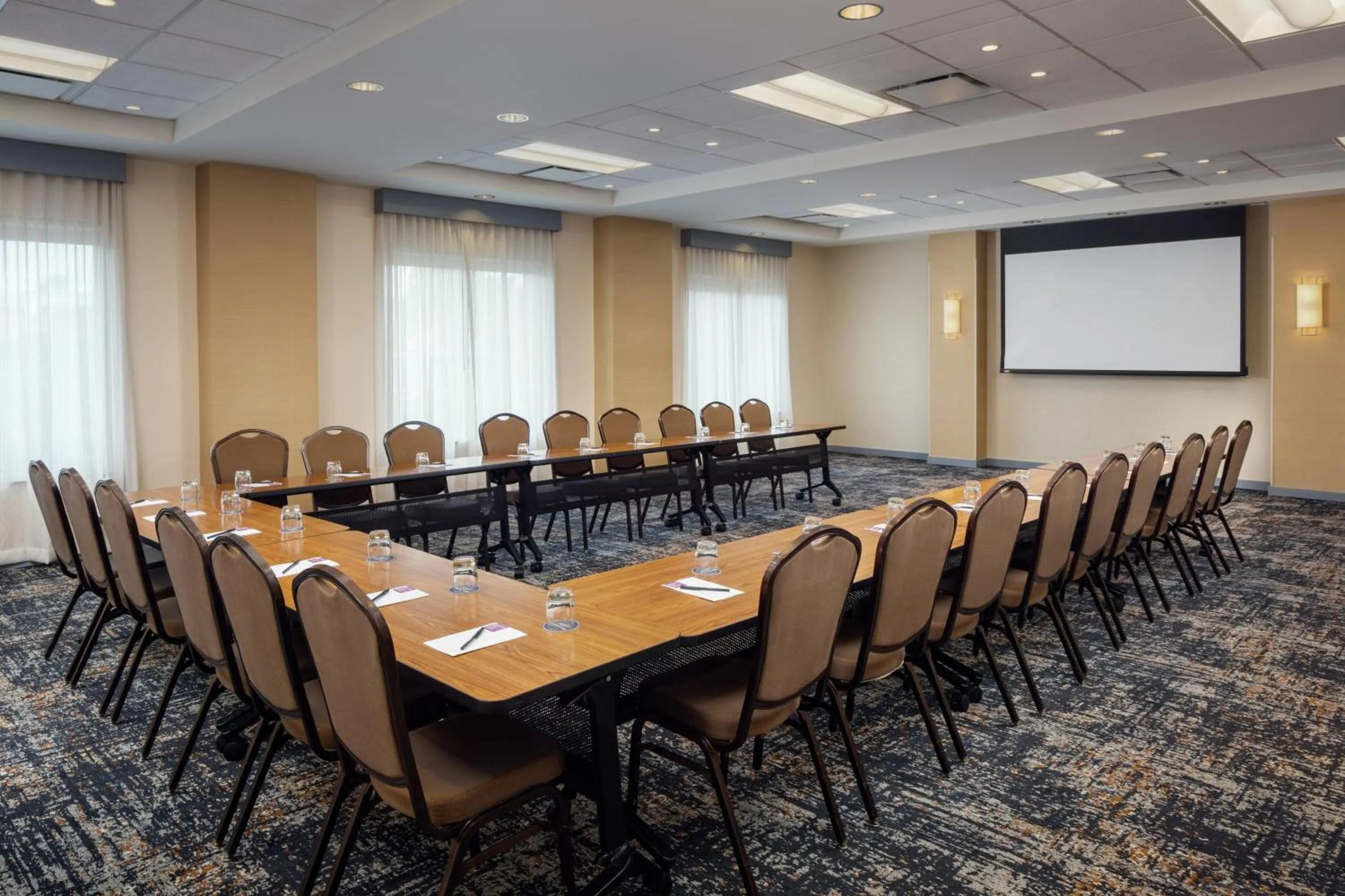Meeting/conference room in Hyatt Place Chicago Midway Airport