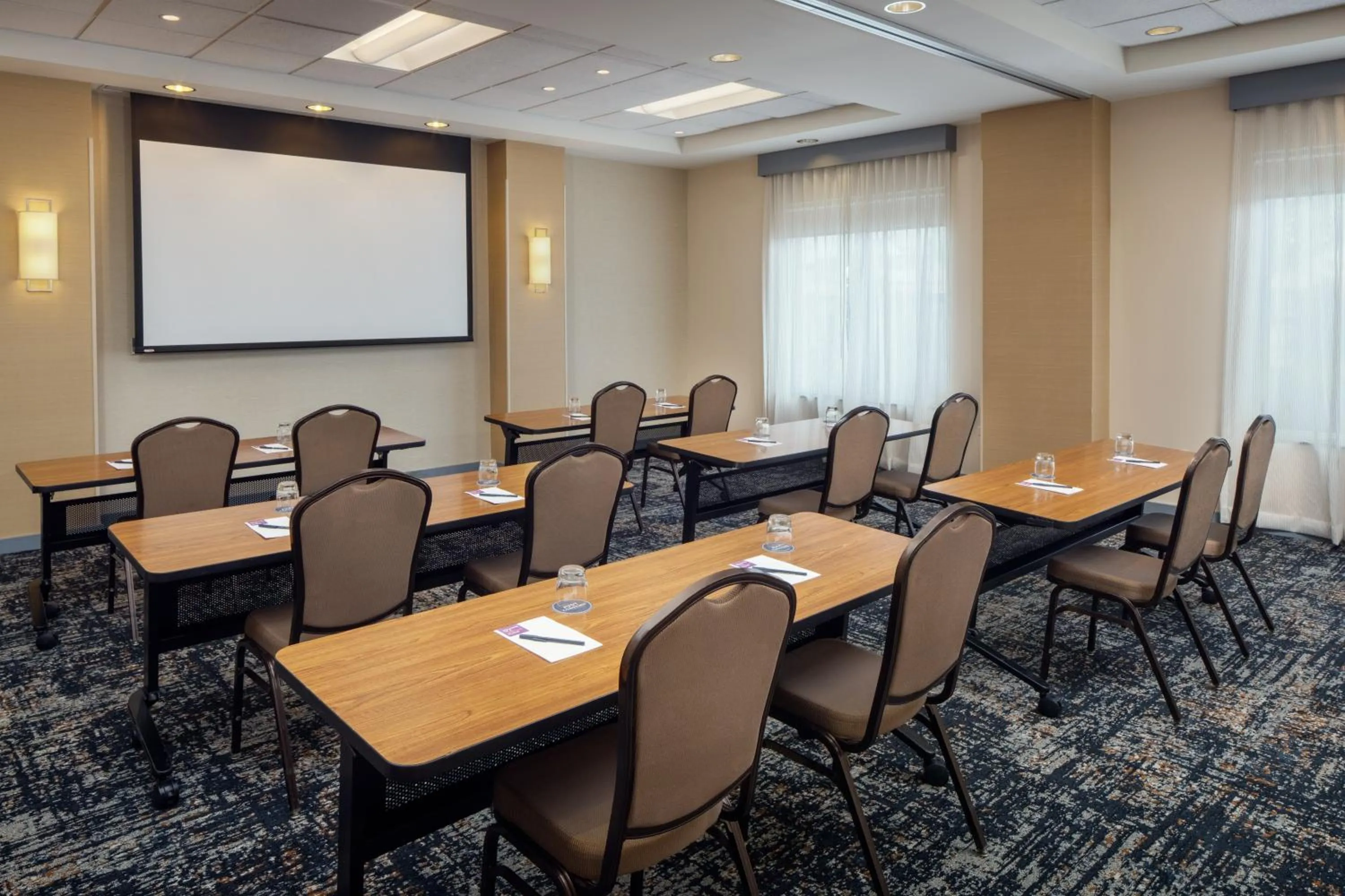 Meeting/conference room in Hyatt Place Chicago Midway Airport