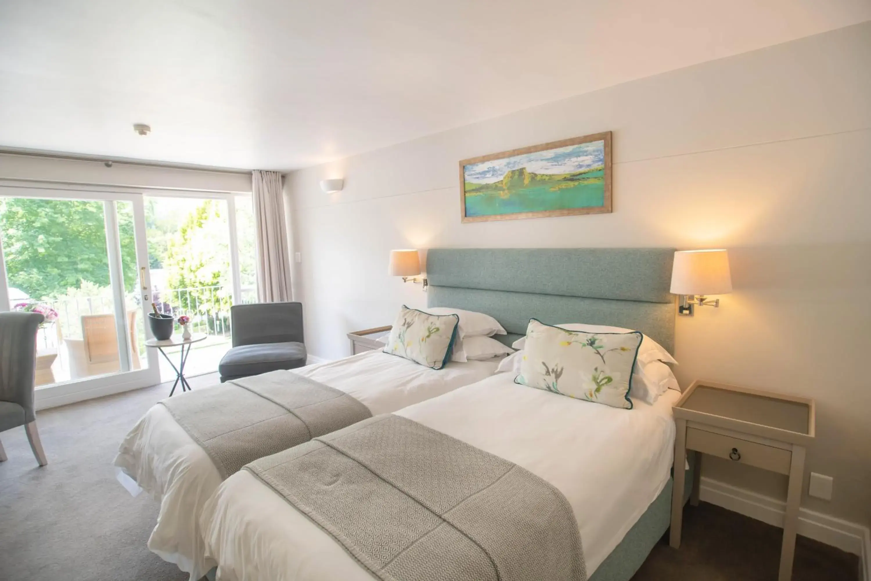 Classic Twin Room in Le Franschhoek Hotel & Spa by Dream Resorts Classic Twin Room in Le Franschhoek Hotel & Spa by Dream Resorts