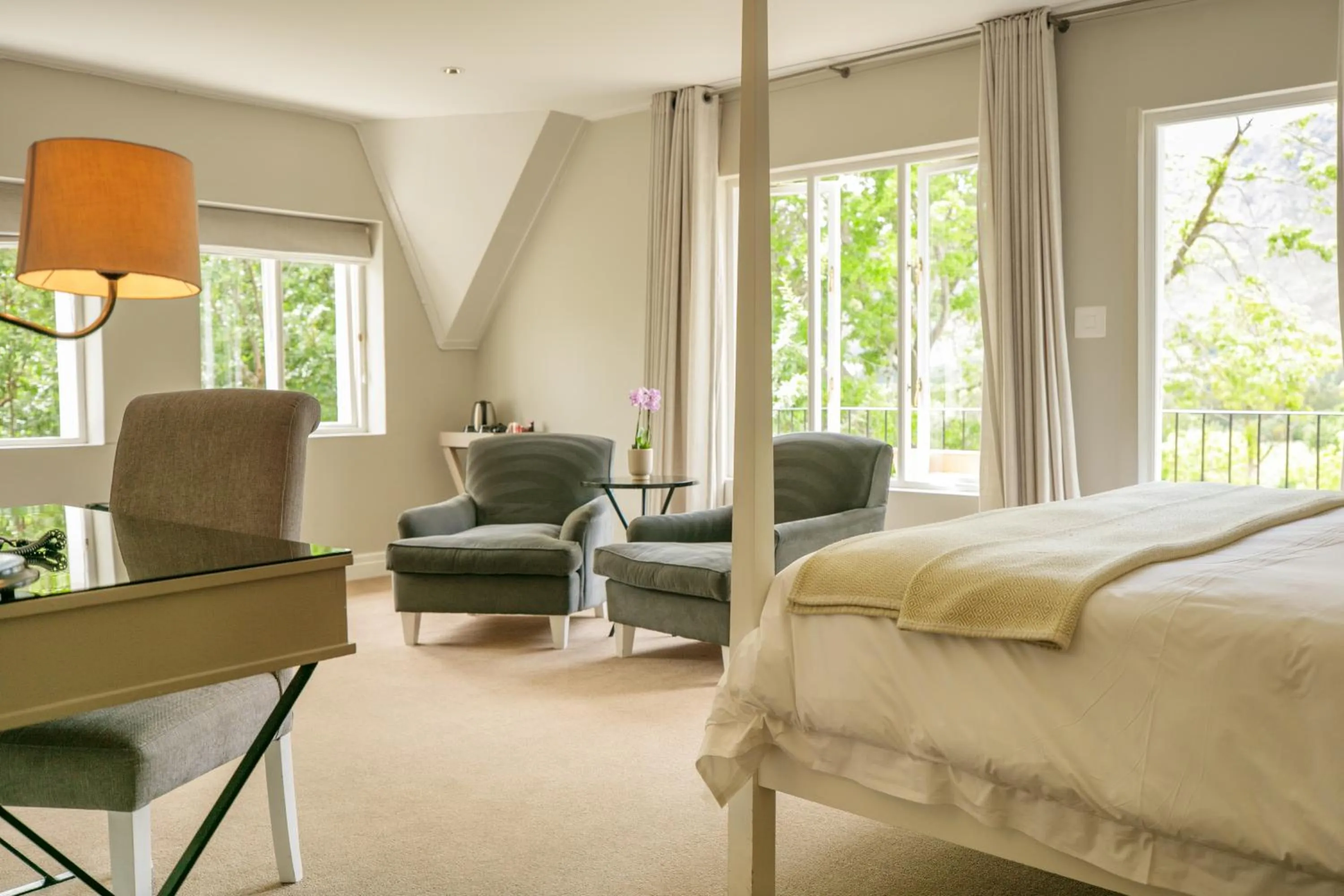 Bed in Le Franschhoek Hotel & Spa by Dream Resorts