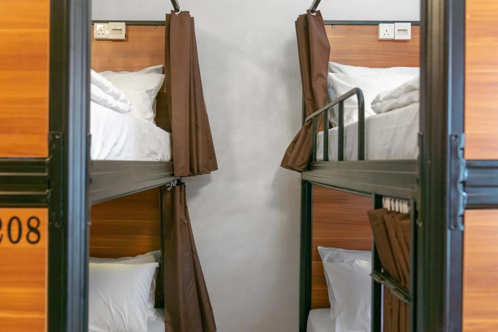 bunk bed, Bed in 7 Wonders Hostel at Upper Dickson