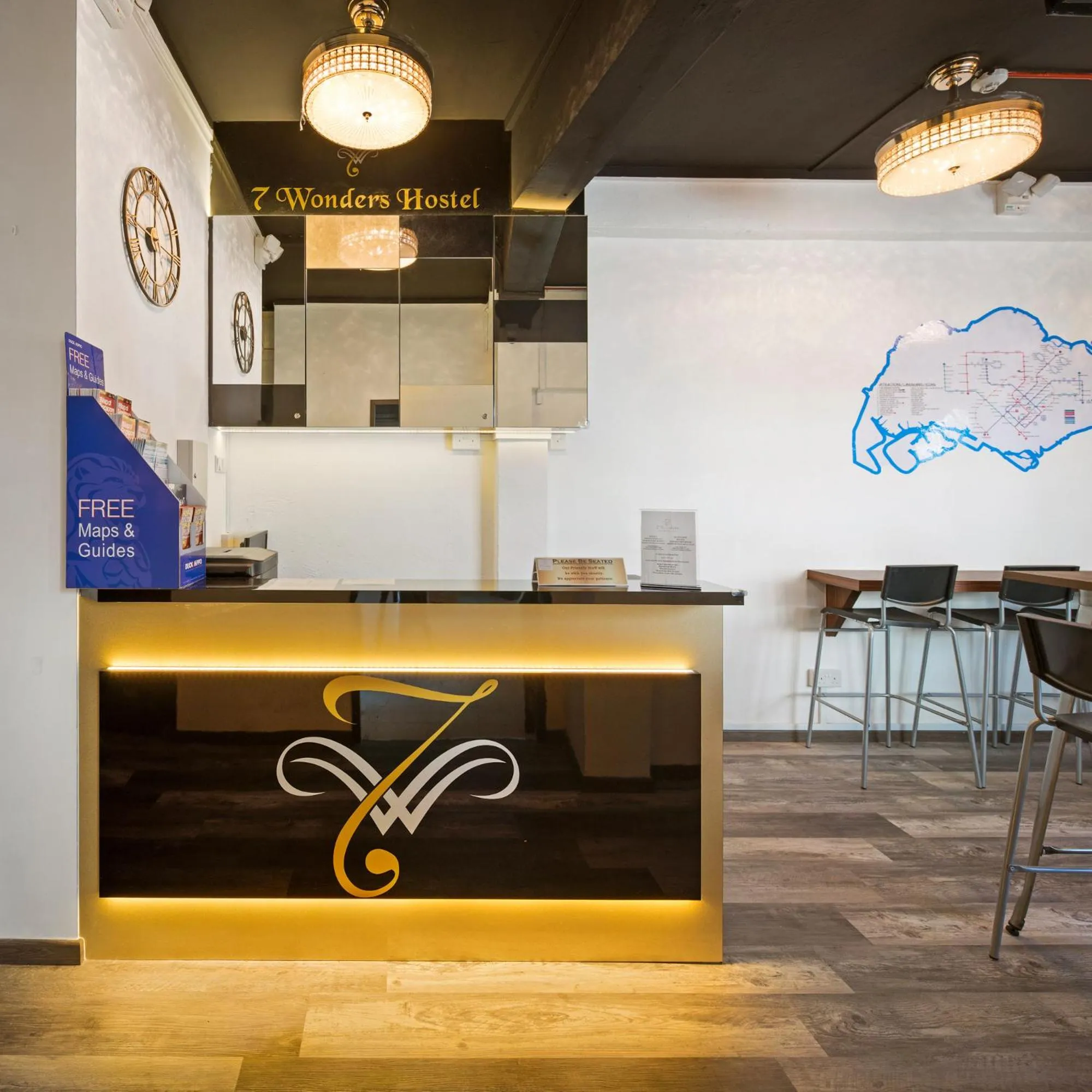 Lobby or reception in 7 Wonders Hostel at Upper Dickson