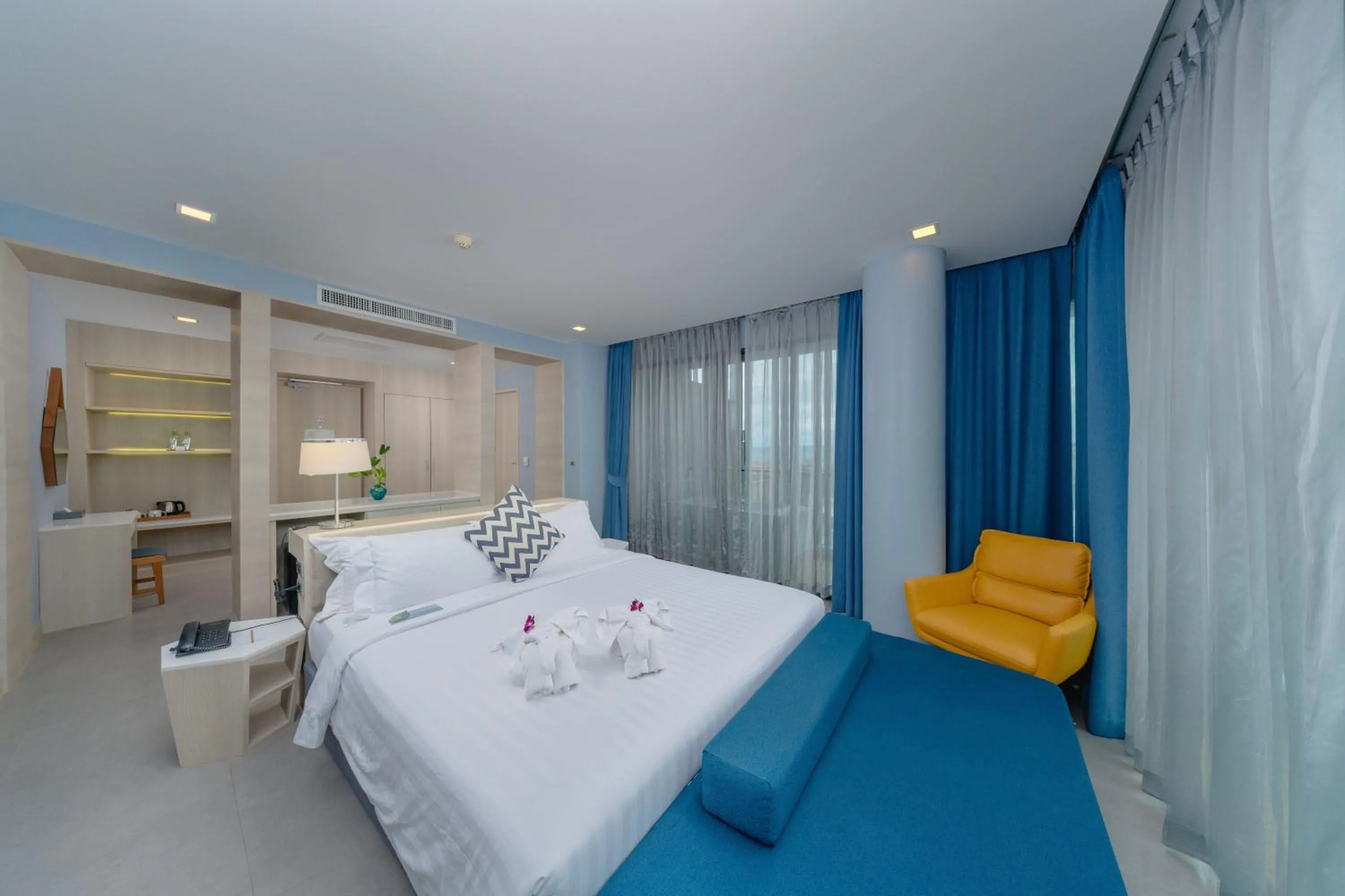 Bed in BlueSotel Krabi AoNang Beach