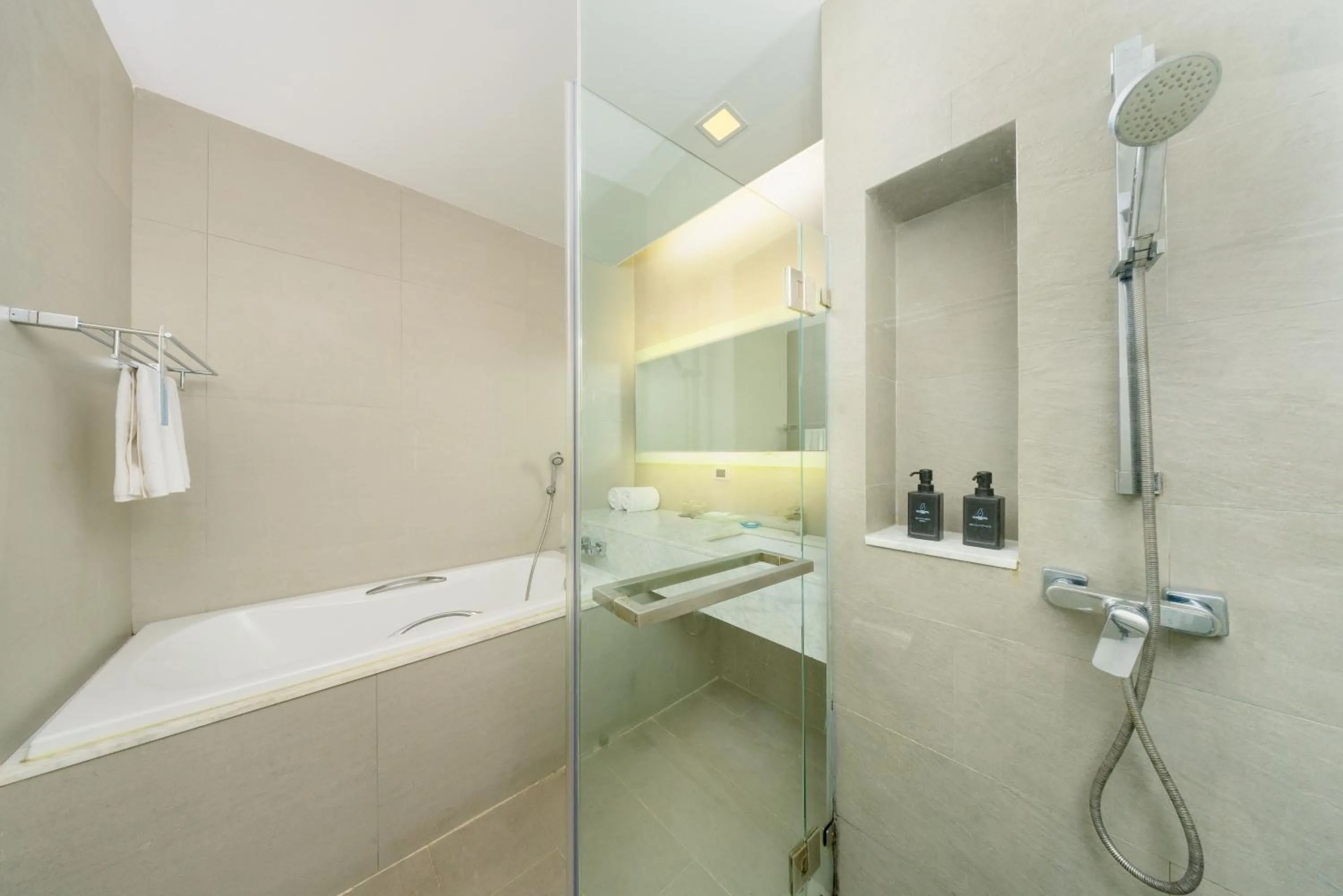 Bath in BlueSotel Krabi AoNang Beach