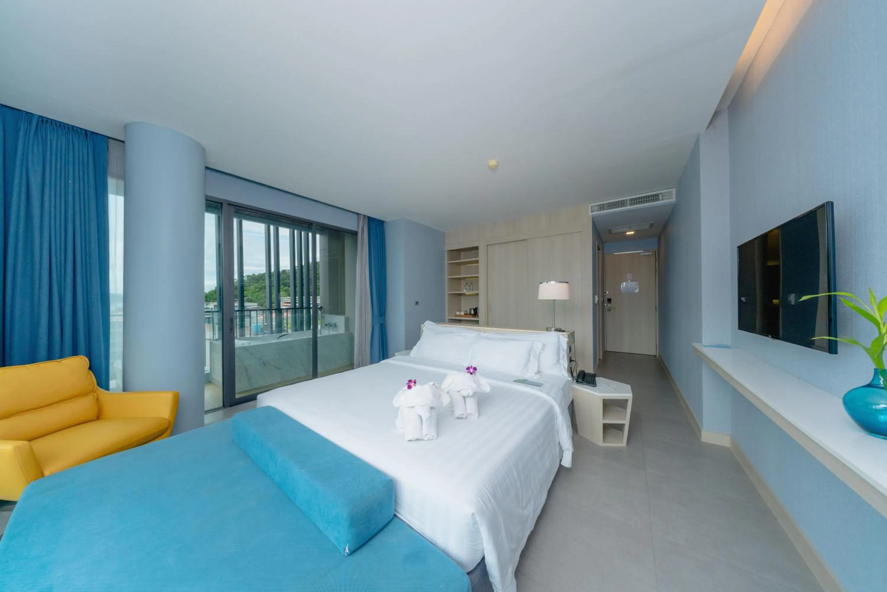 Bed in BlueSotel Krabi AoNang Beach