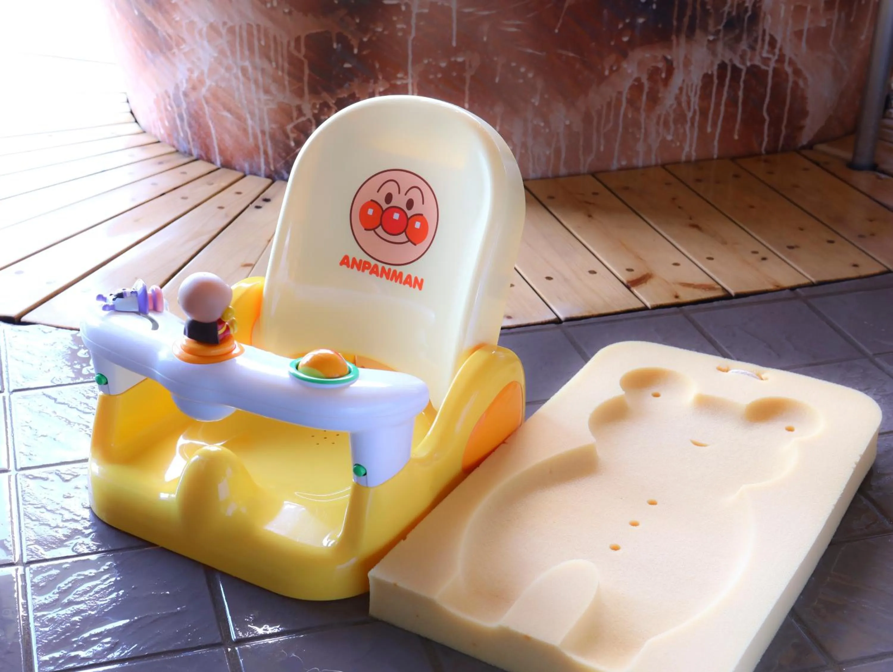 Hot Spring Bath in Yoshinotei