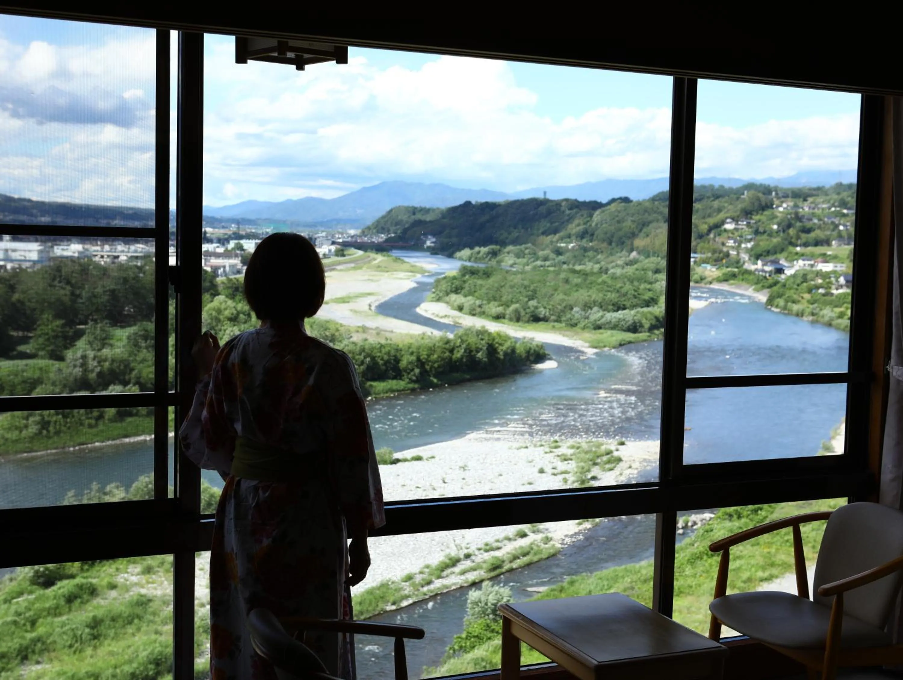 River view in Yoshinotei