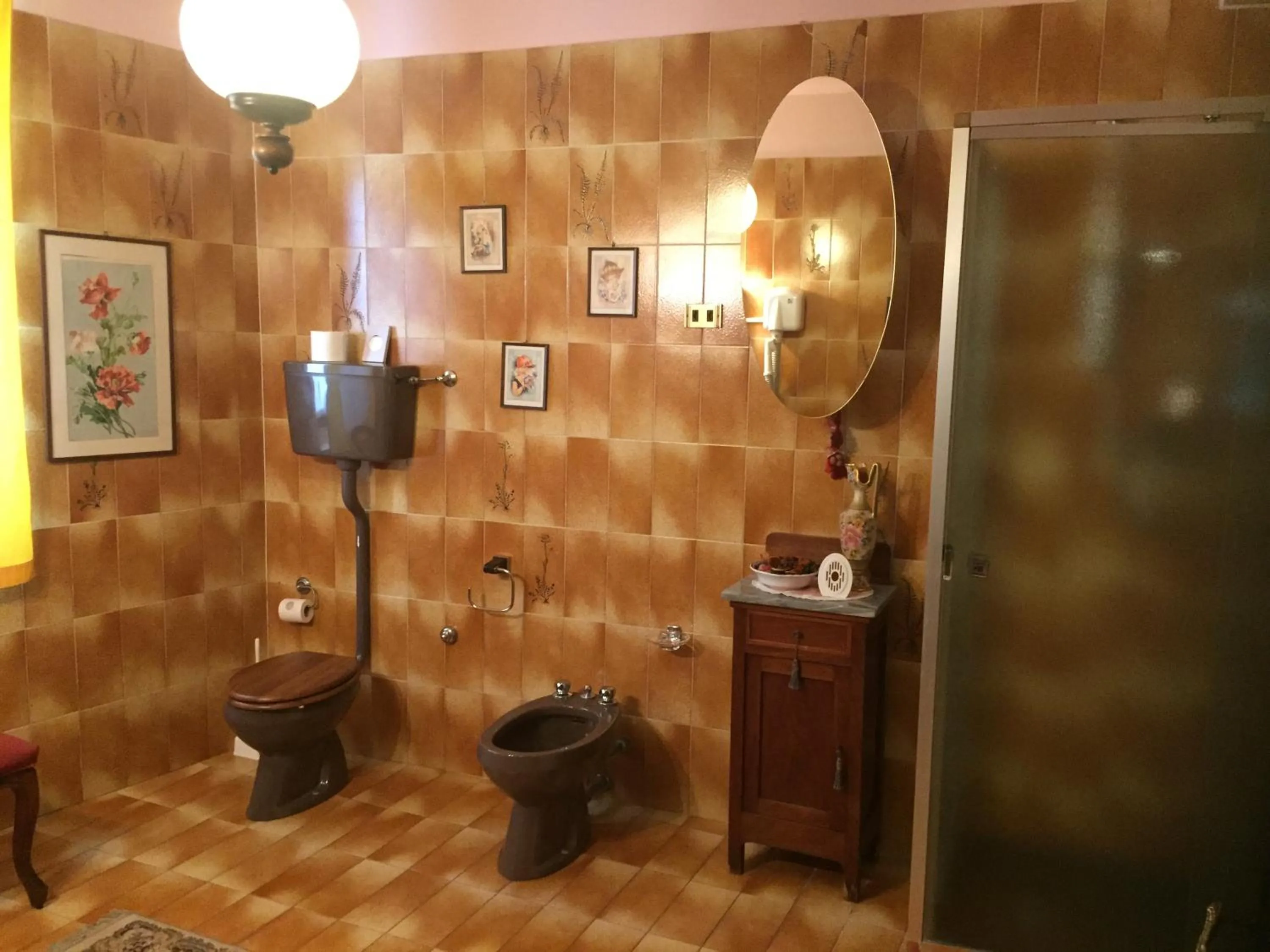 Shower in B&B Casa Mia