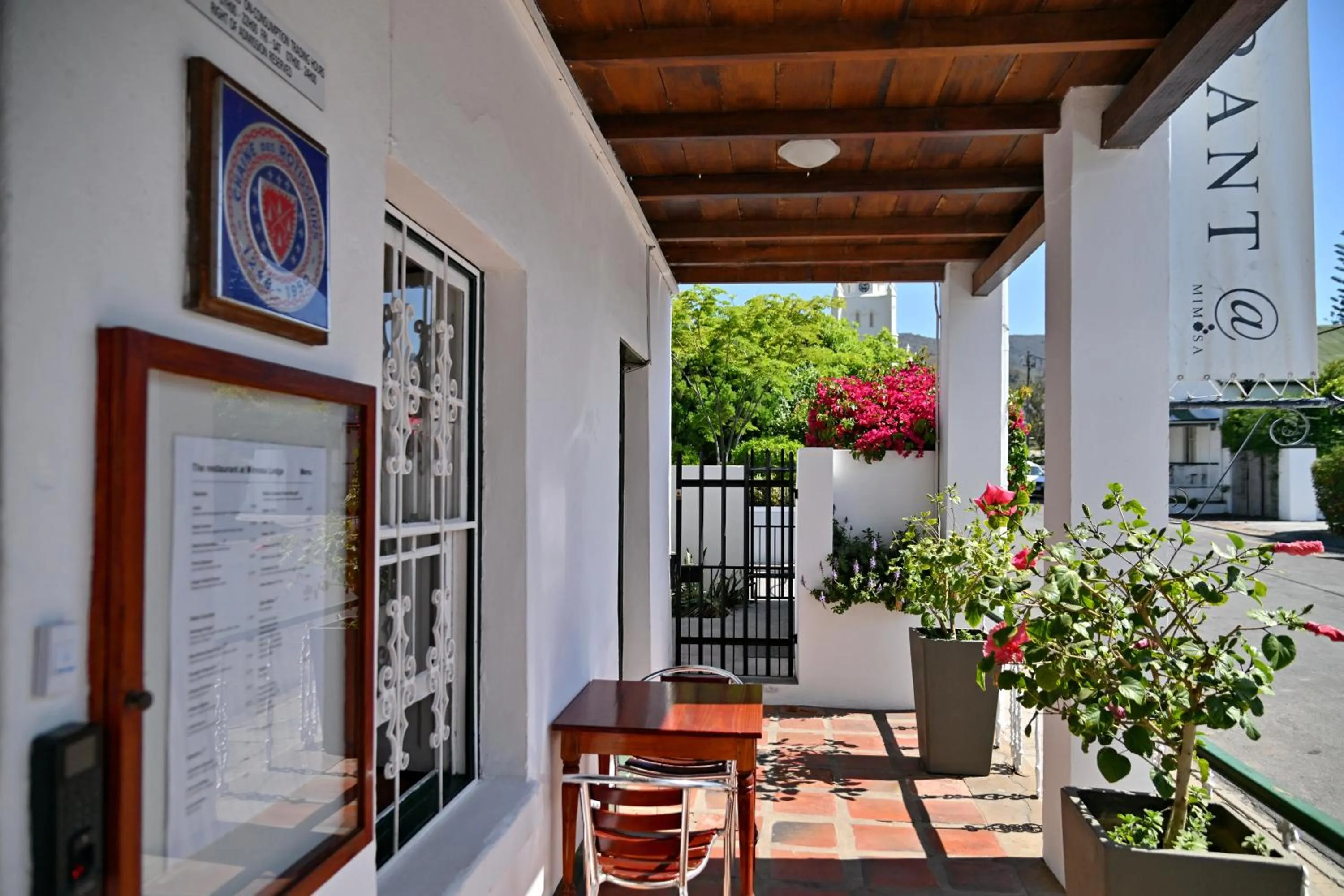 Property building in Mimosa Lodge