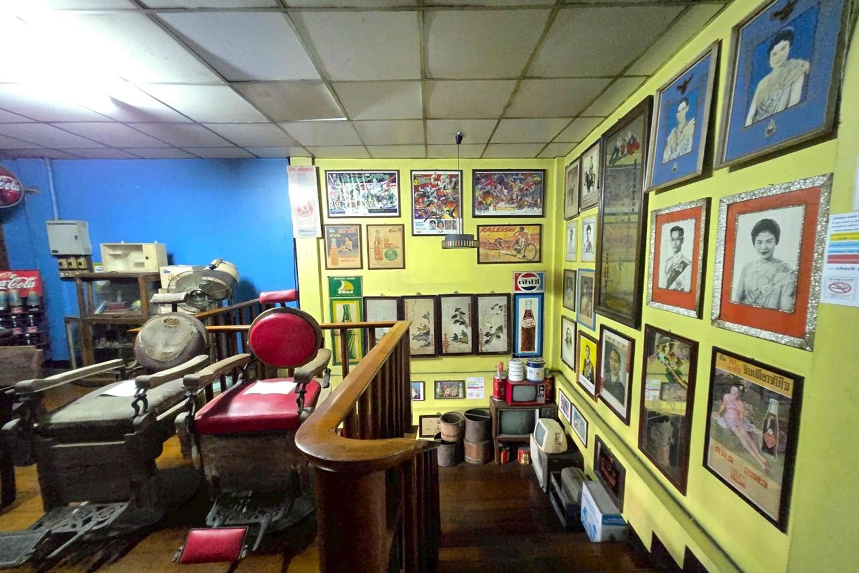 Decorative detail in Tapae Inn