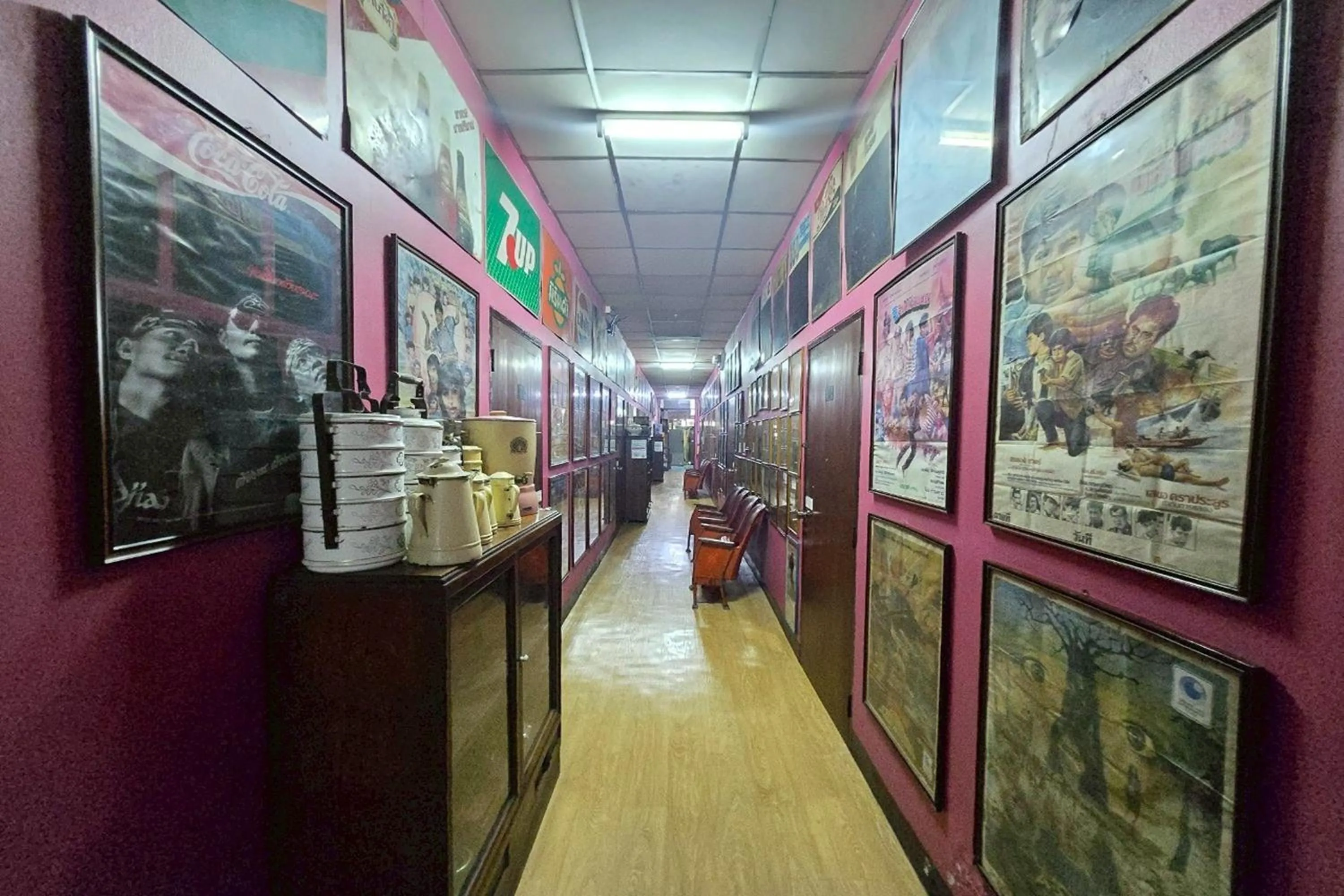 Decorative detail in Tapae Inn