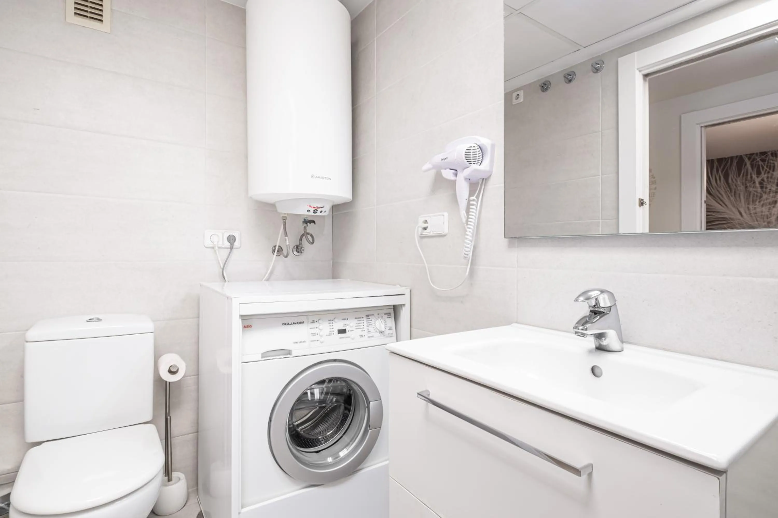 Toilet in Gemelos 23 - 10B Apartment Levante Beach