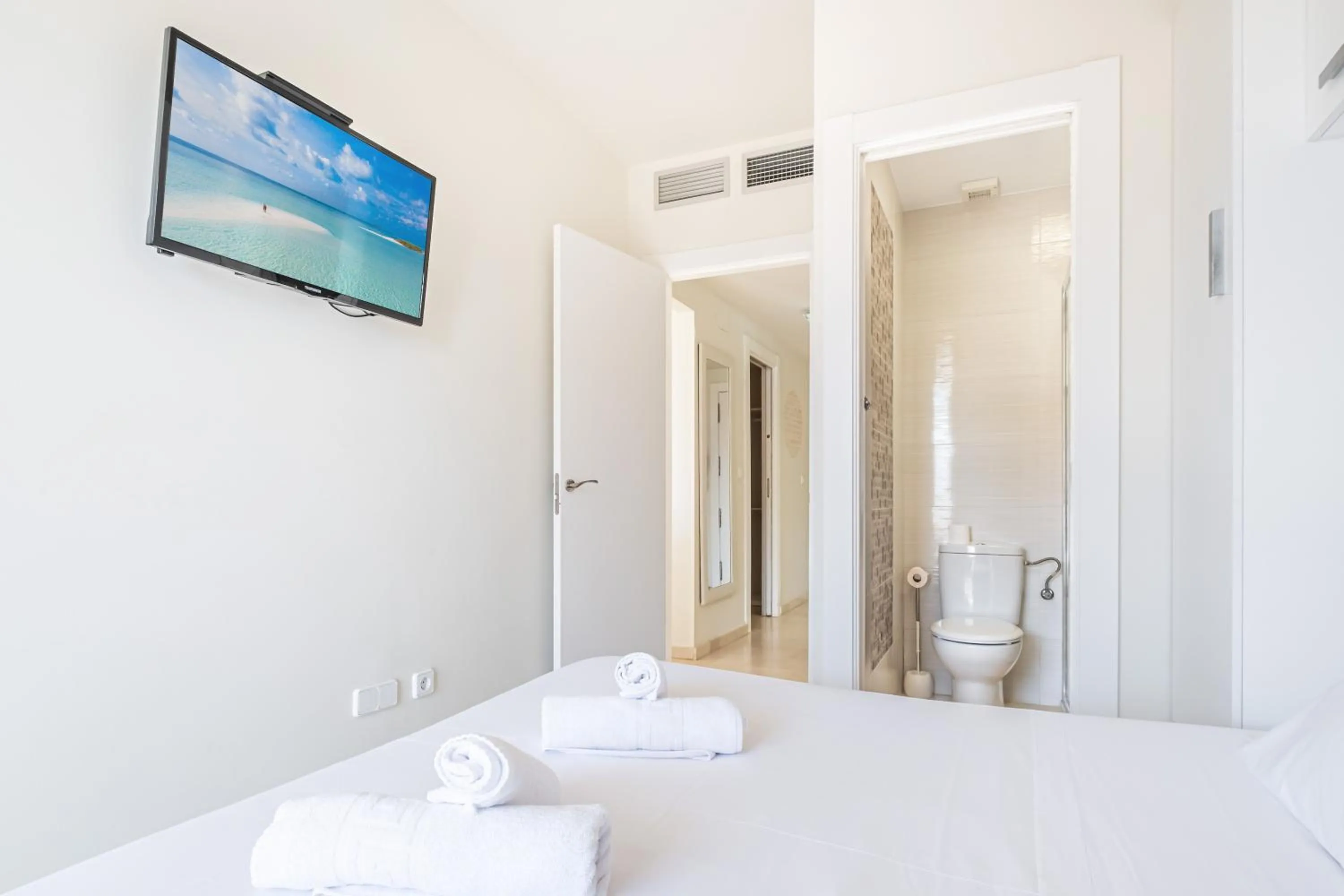 Shower in Gemelos 23 - 10B Apartment Levante Beach