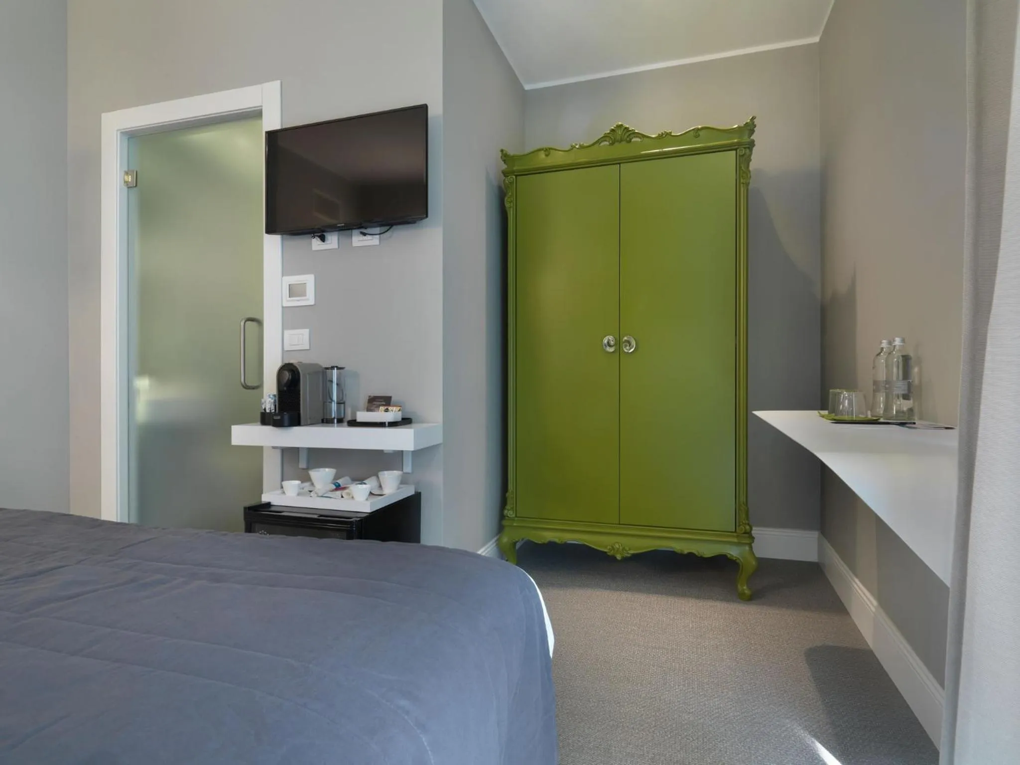 Photo of the whole room, Bed in Anjoy&Bleev Rooms