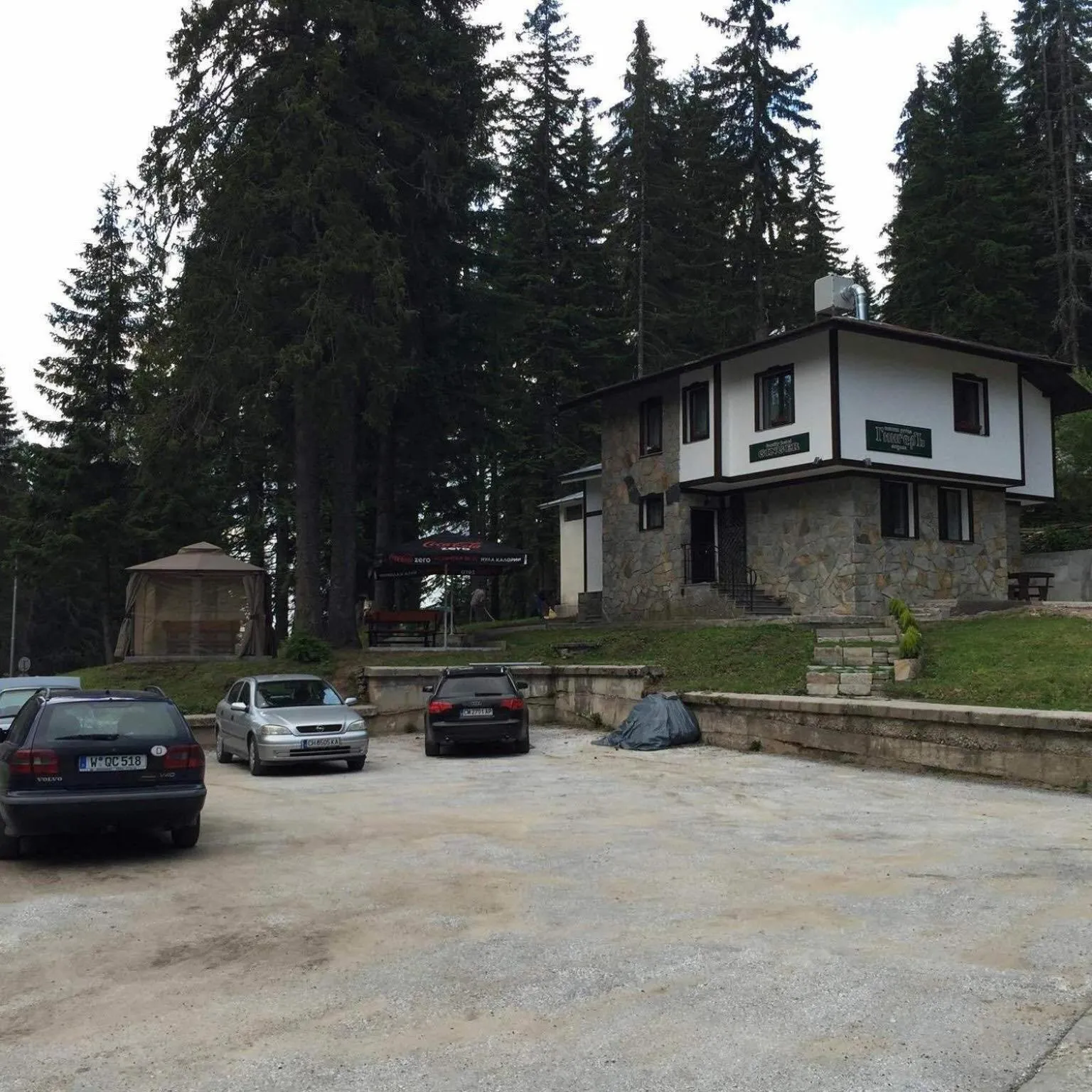 Area and facilities in Family Hotel Ginger