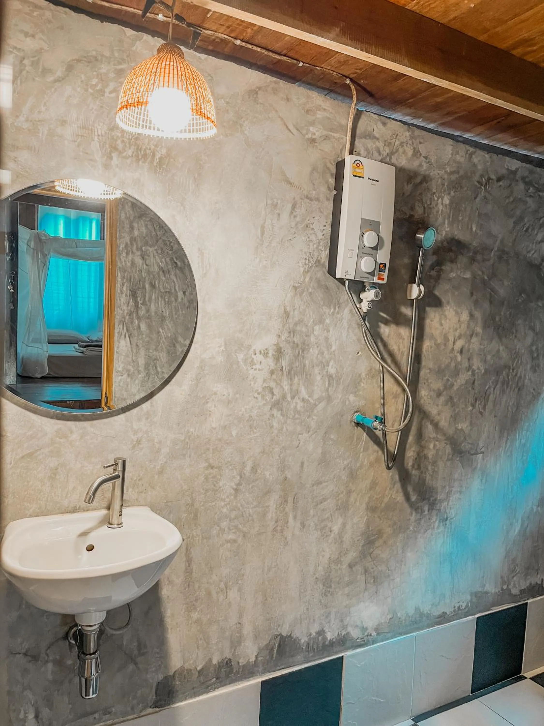 Shower in Eve house koh kood