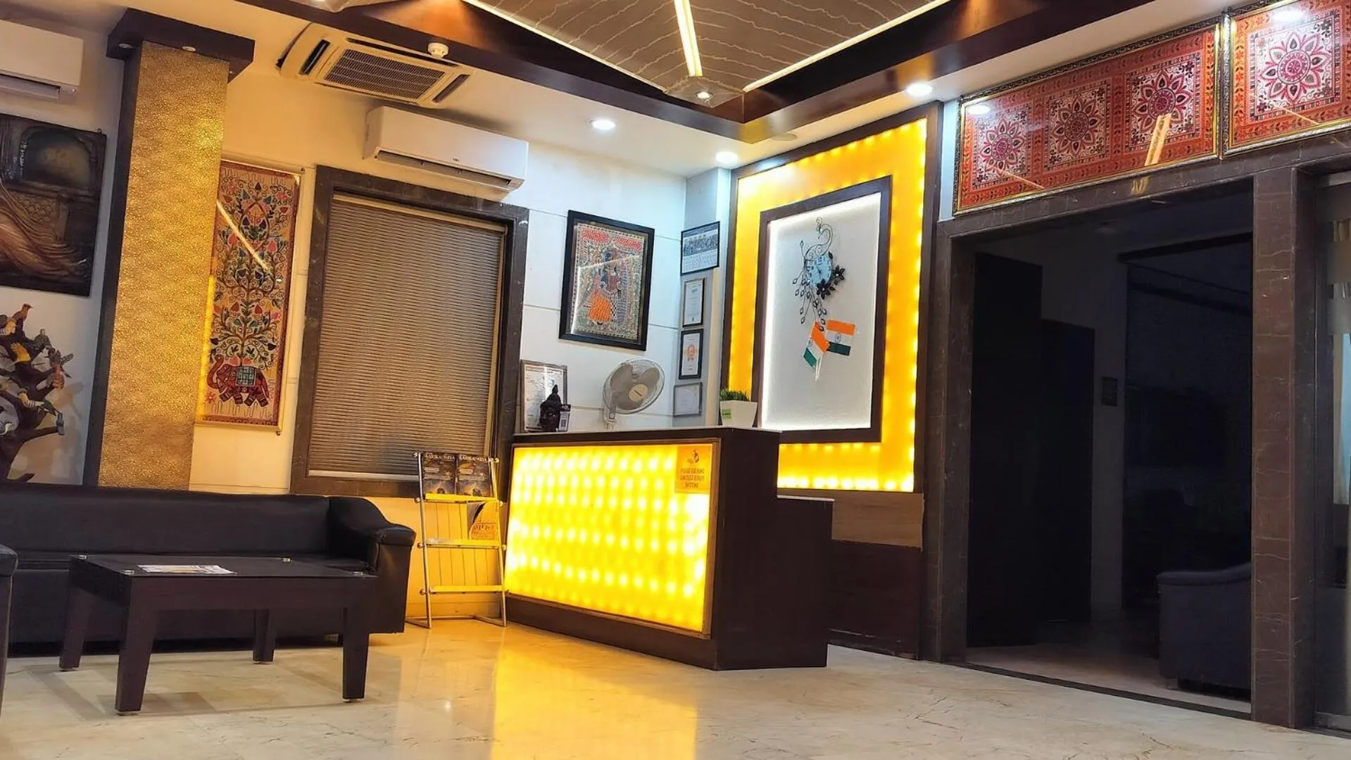 Lobby or reception in Hotel Taj Heights
