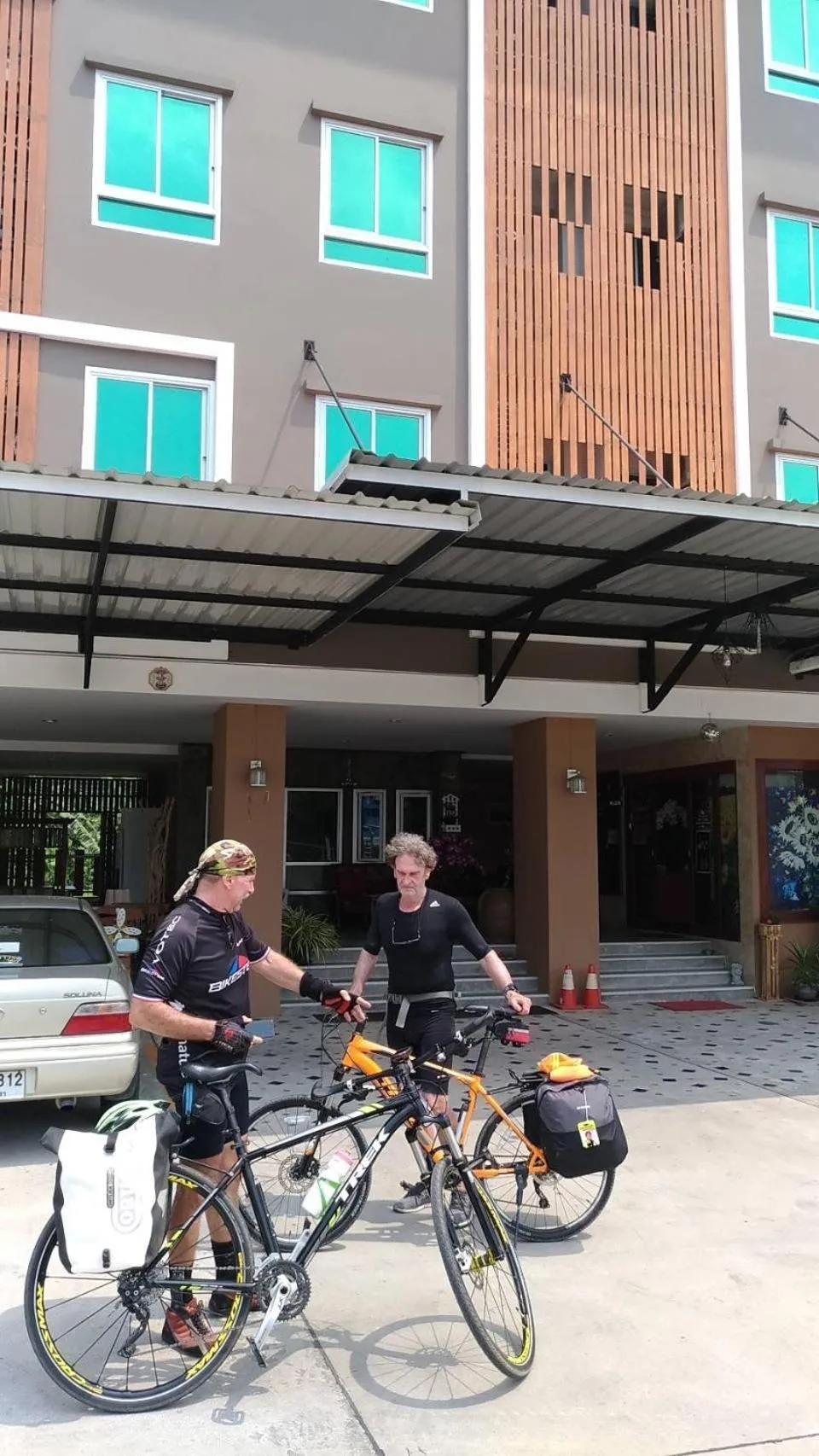 Kesorn Boutique Residence at 8 Riew