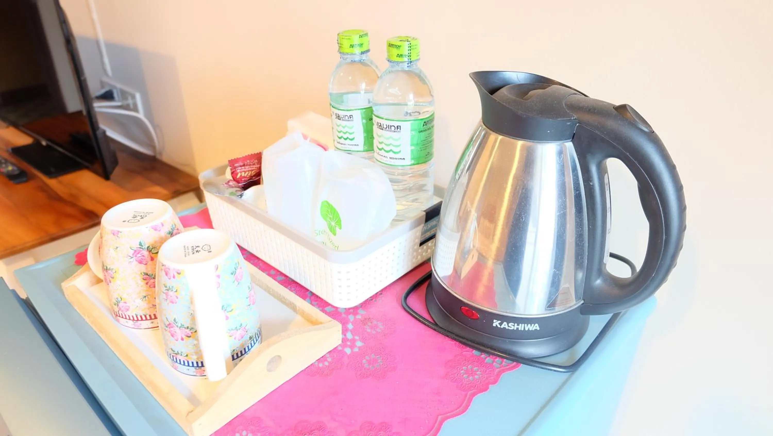 Coffee/tea facilities in Kesorn Boutique Residence at 8 Riew