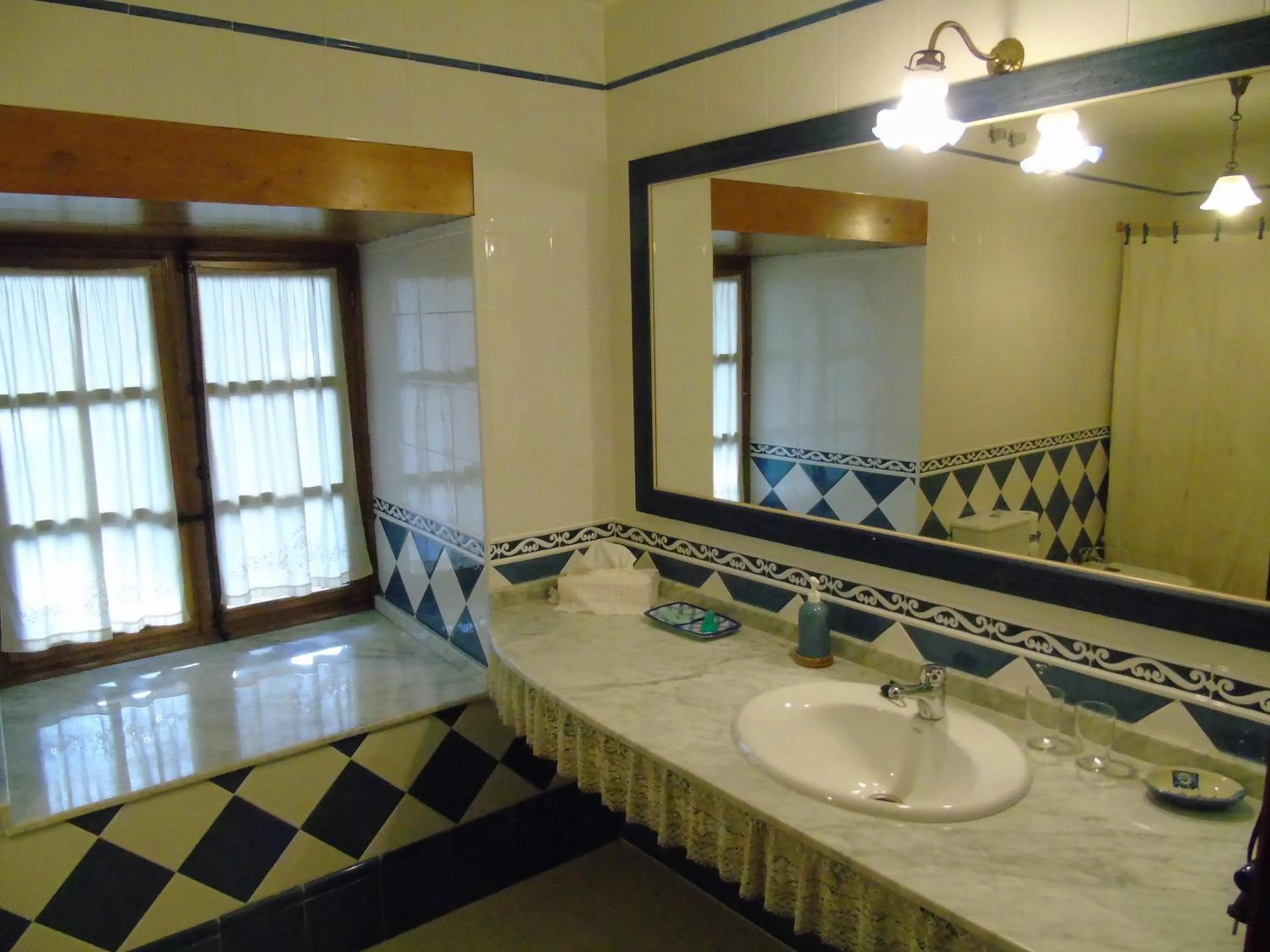 Decorative detail in Casa Grande De Trives