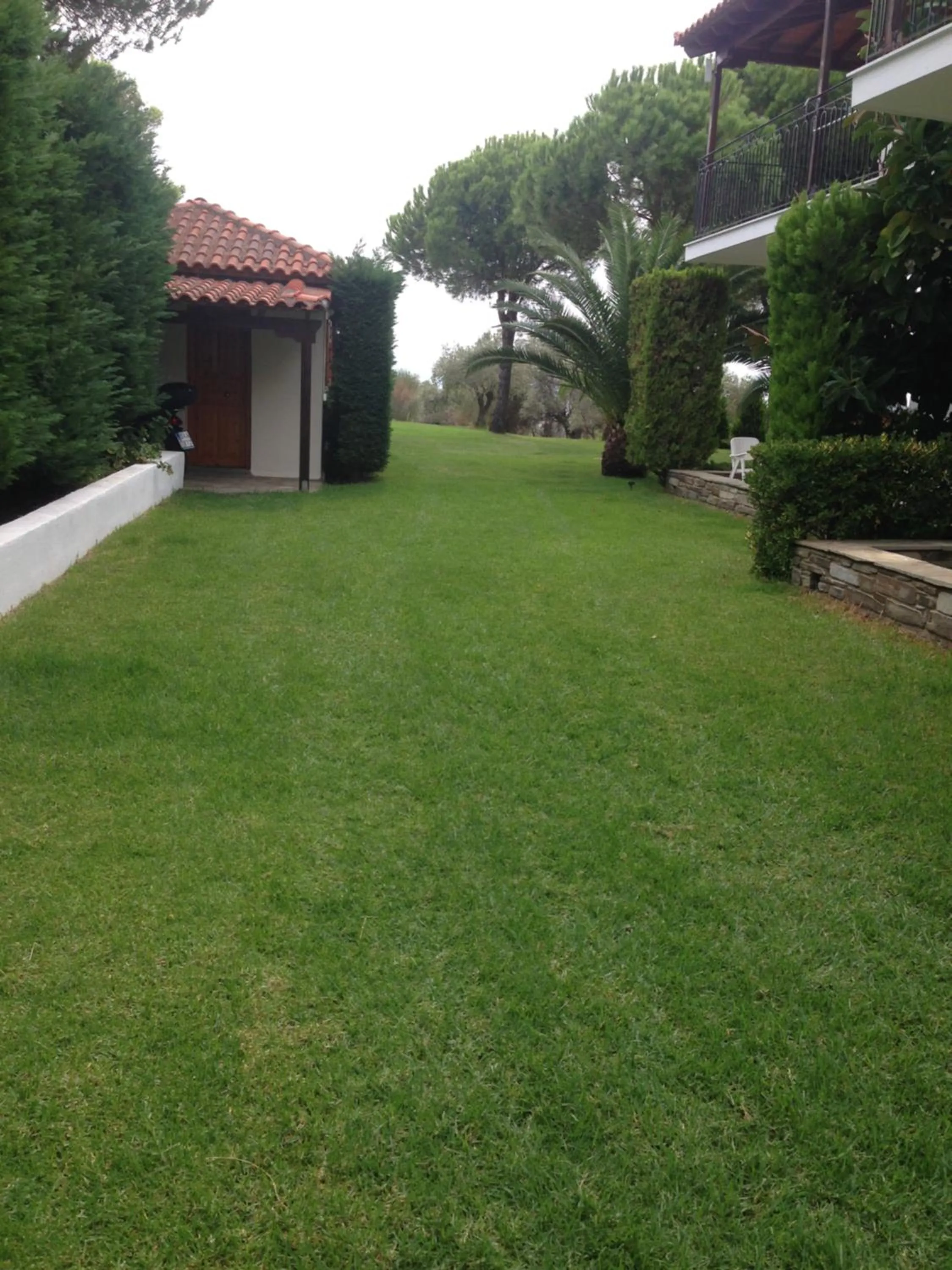 Garden in Villa POLYTIMI