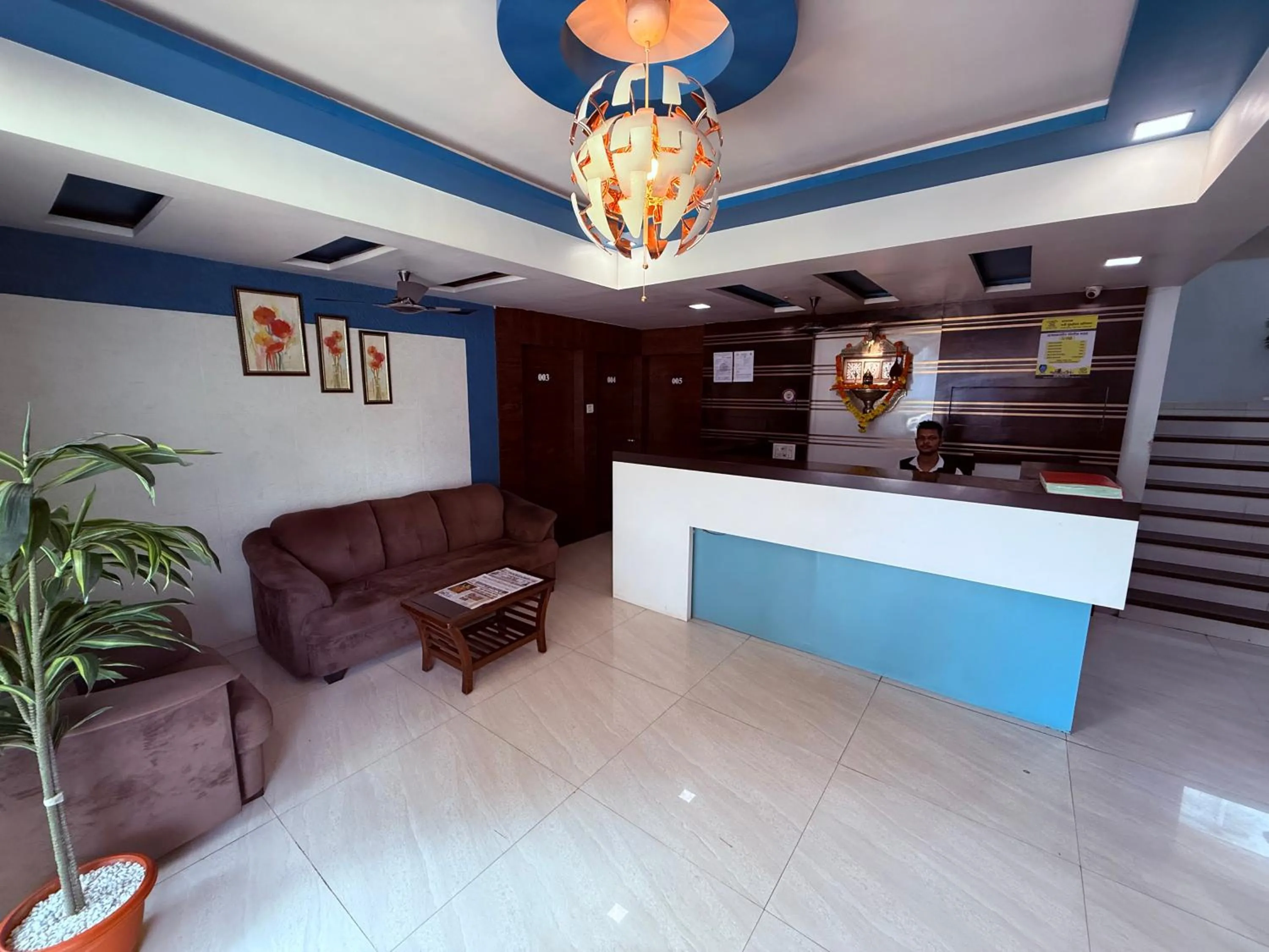Lobby or reception in Hotel Arya Residency Rabale