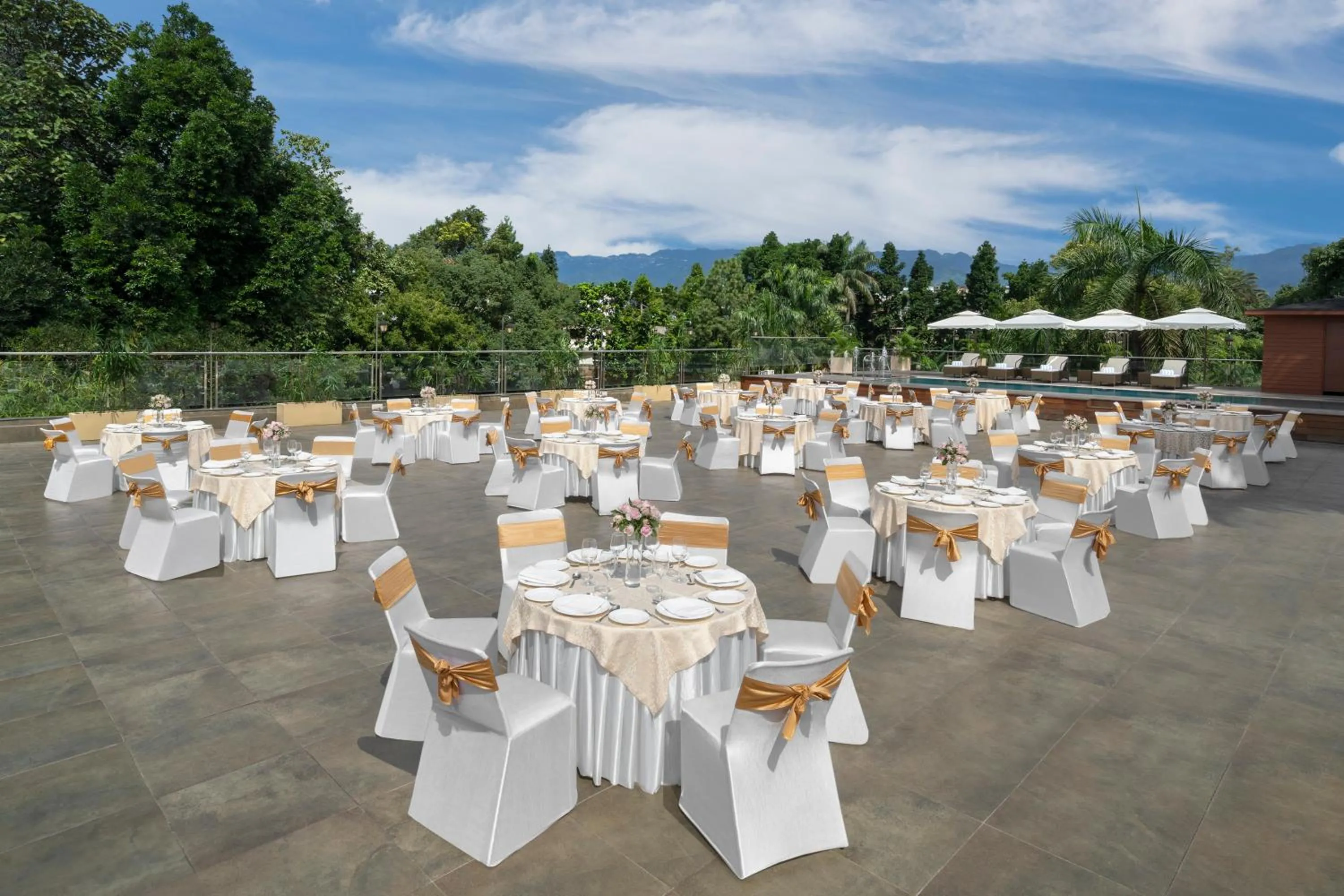 Restaurant/places to eat in Welcomhotel By ITC Hotels, Madhuban Dehradun