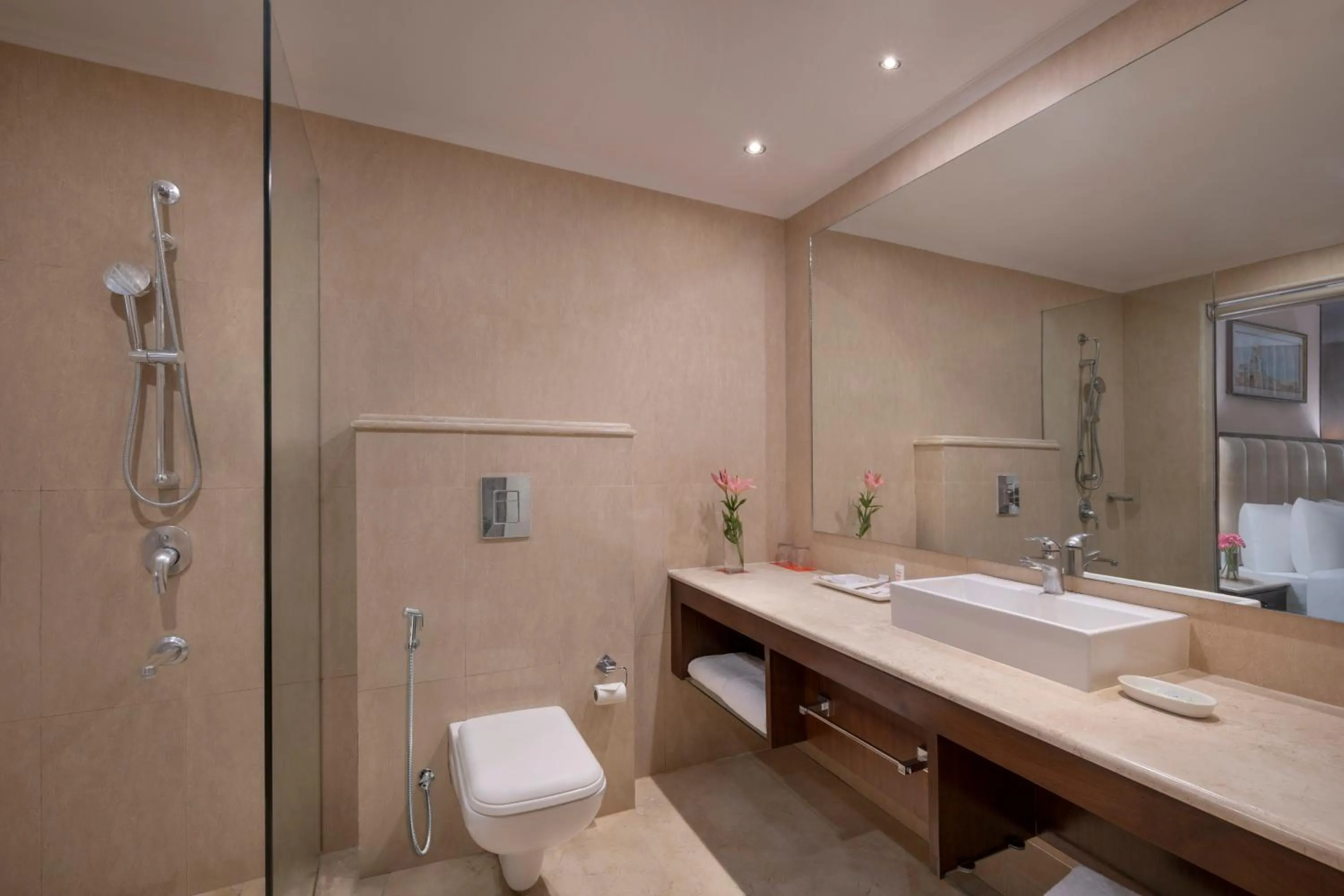 Shower in Welcomhotel By ITC Hotels, Madhuban Dehradun