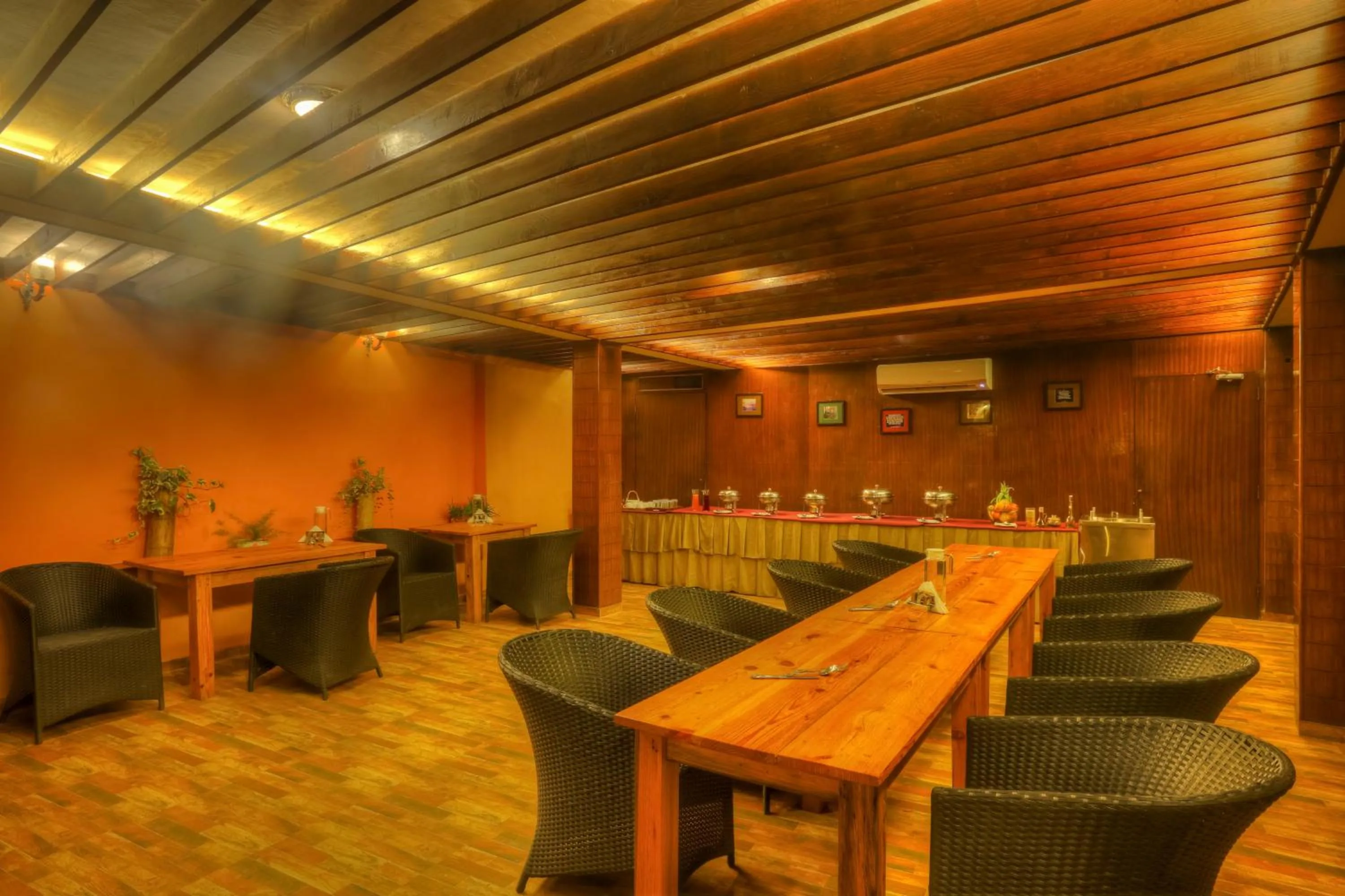 Banquet/Function facilities in The Hermitage Kanatal