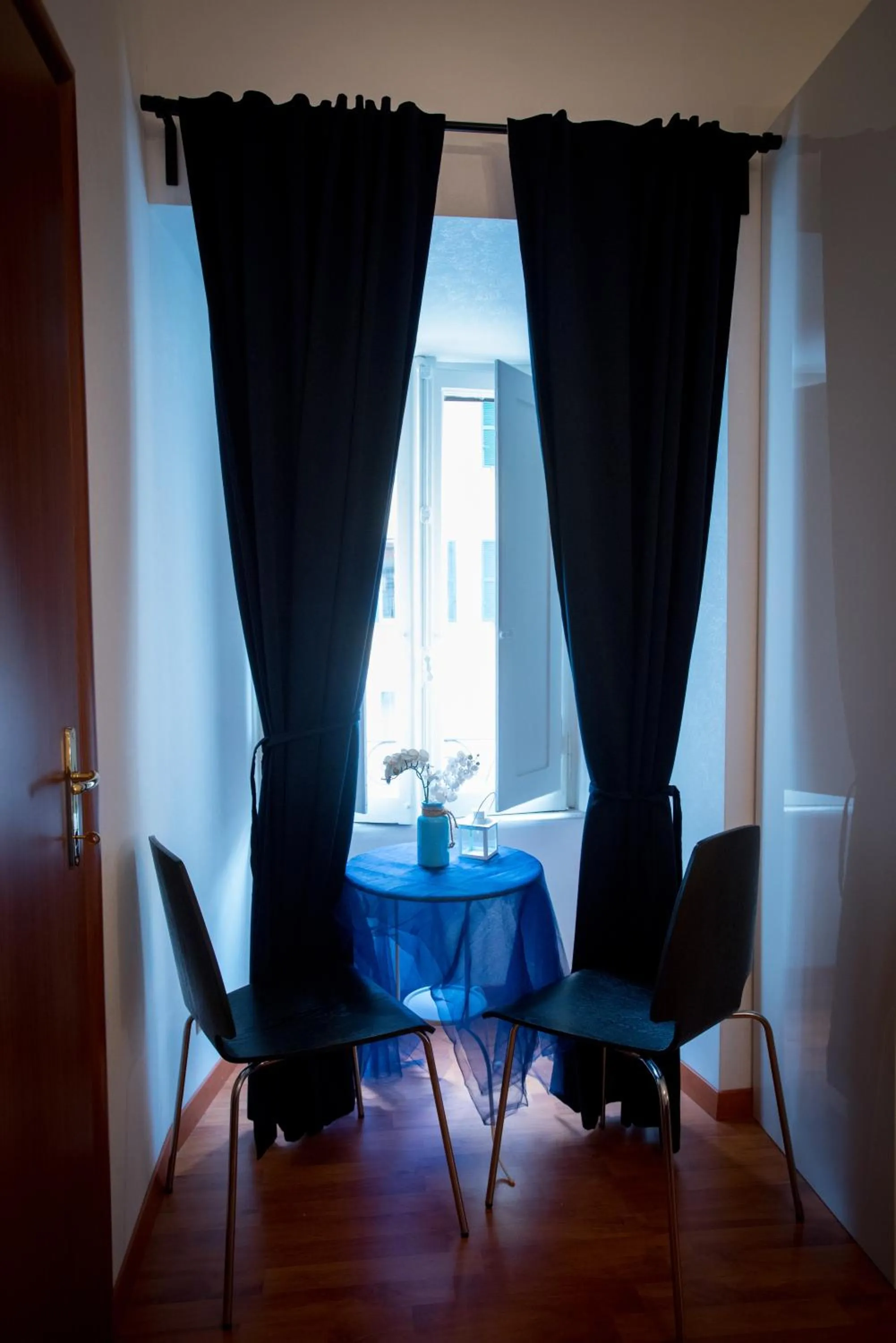 Bedroom in Vatican Art Place