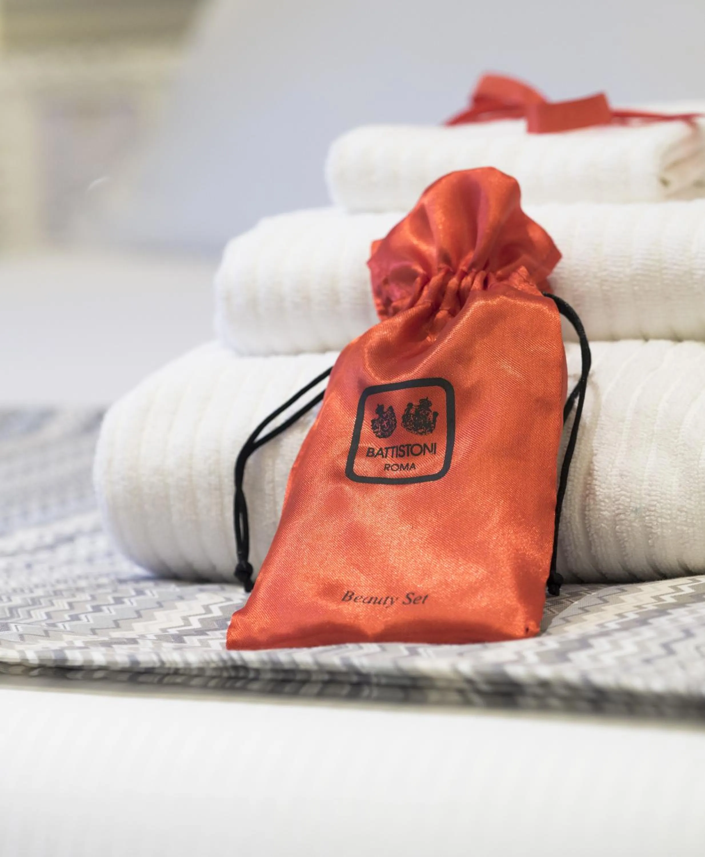 Decorative detail in Navona Living Rome